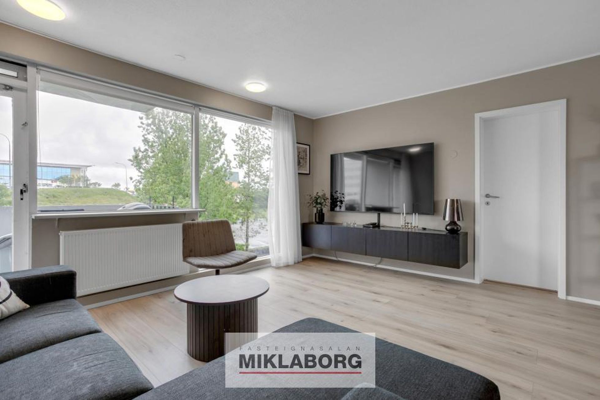 Ásbraut 17, 200 Kópavogur