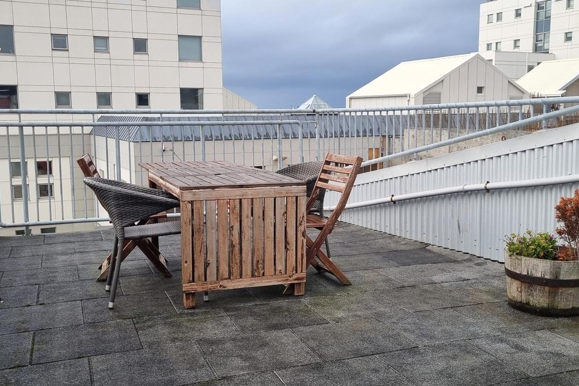 Strandgata 32, 220 Hafnarfjörður