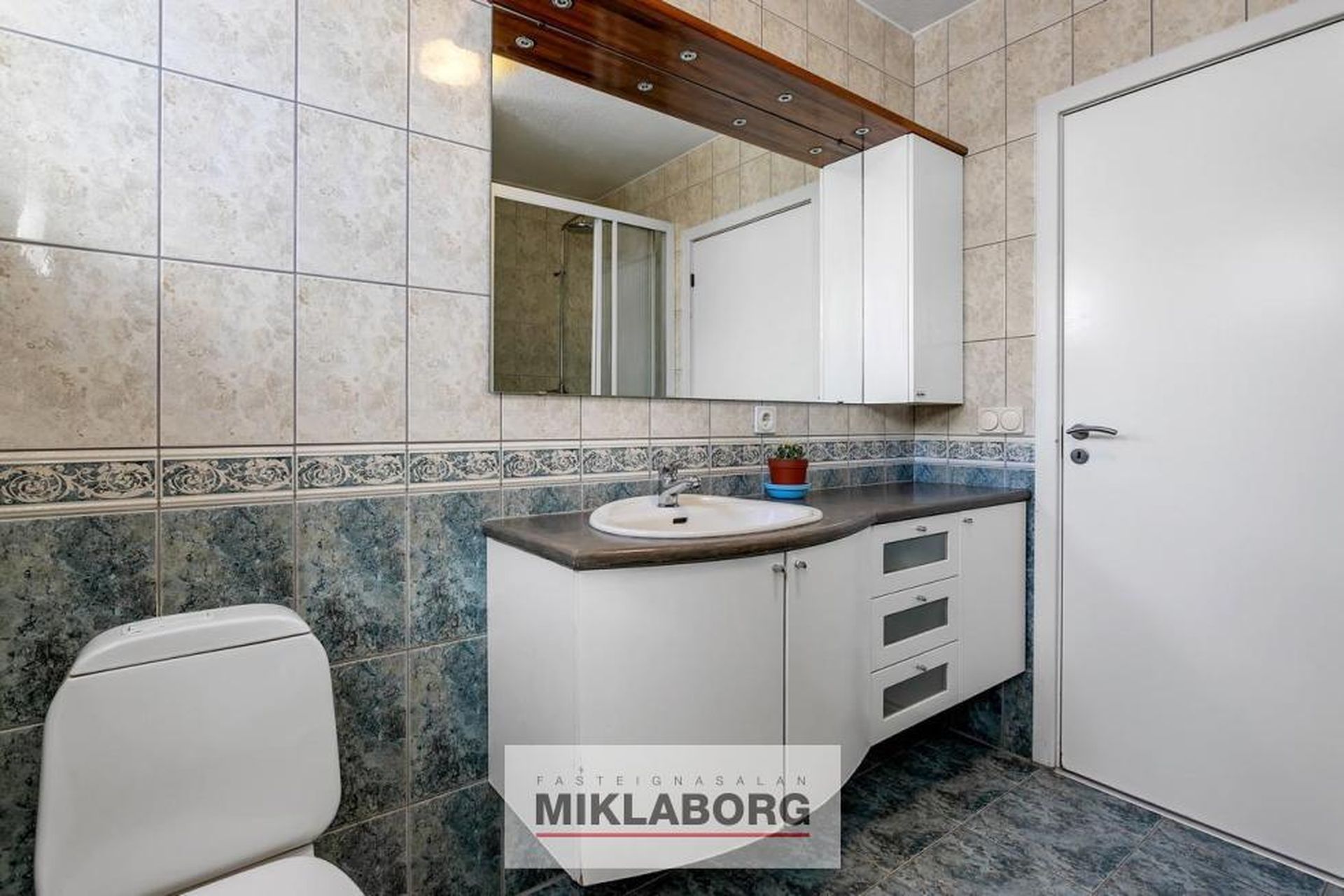 Traðarberg 23, 221 Hafnarfjörður