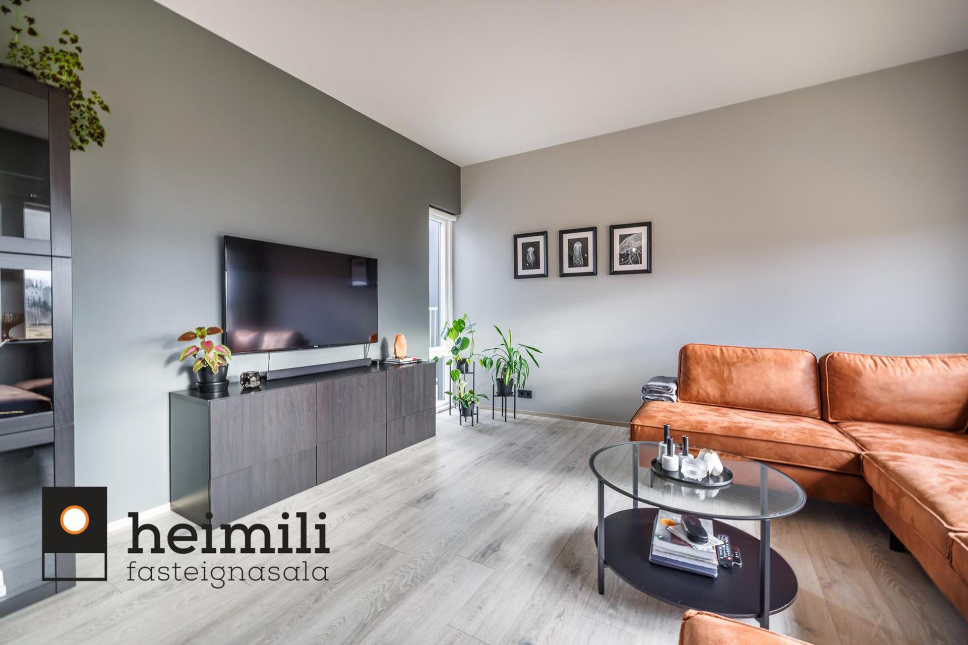 Úlfarsbraut 84, 113 Reykjavík