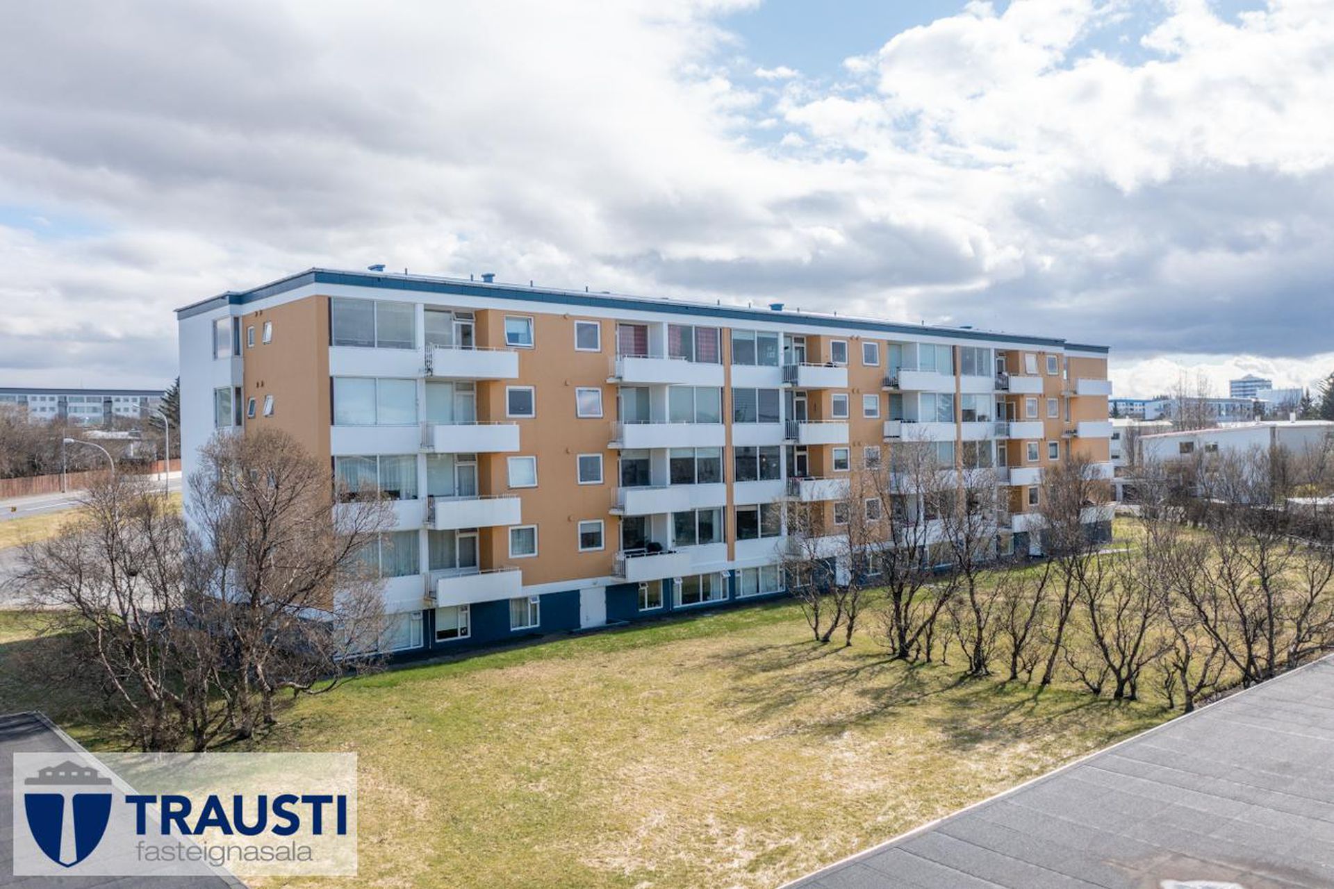 Háaleitisbraut 30, 108 Reykjavík