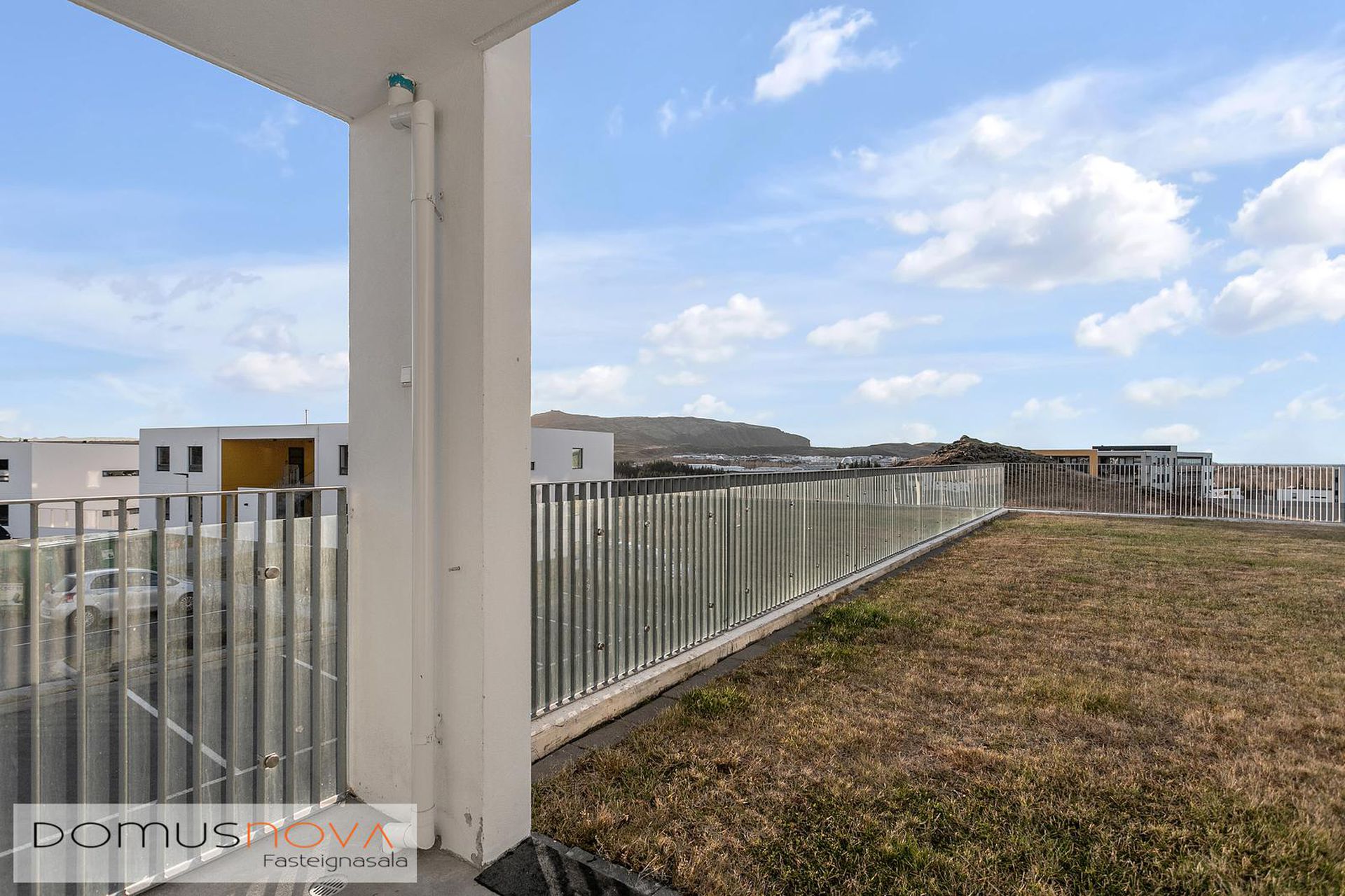 Vefarastræti 38, 270 Mosfellsbær
