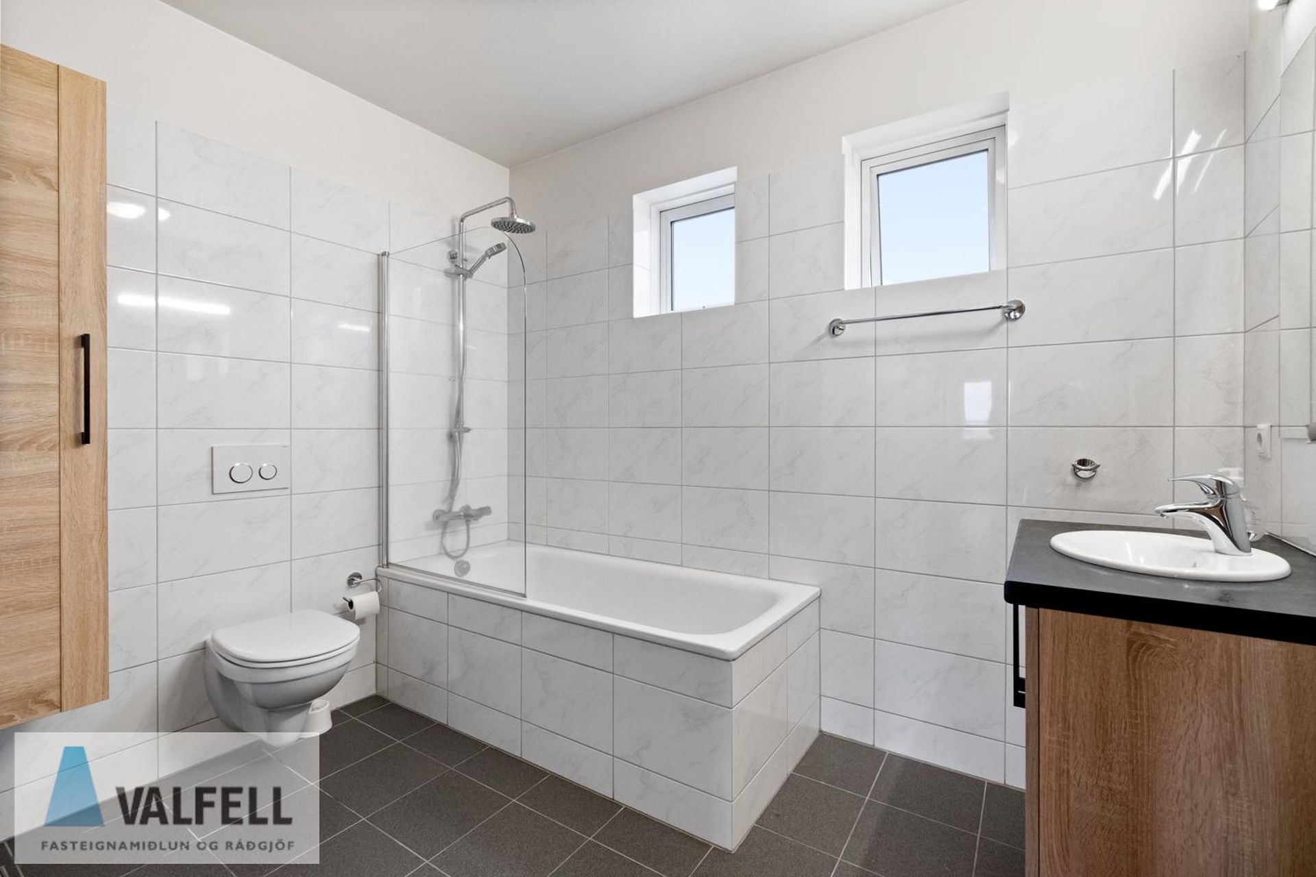 Holtsflöt 9, 300 Akranes