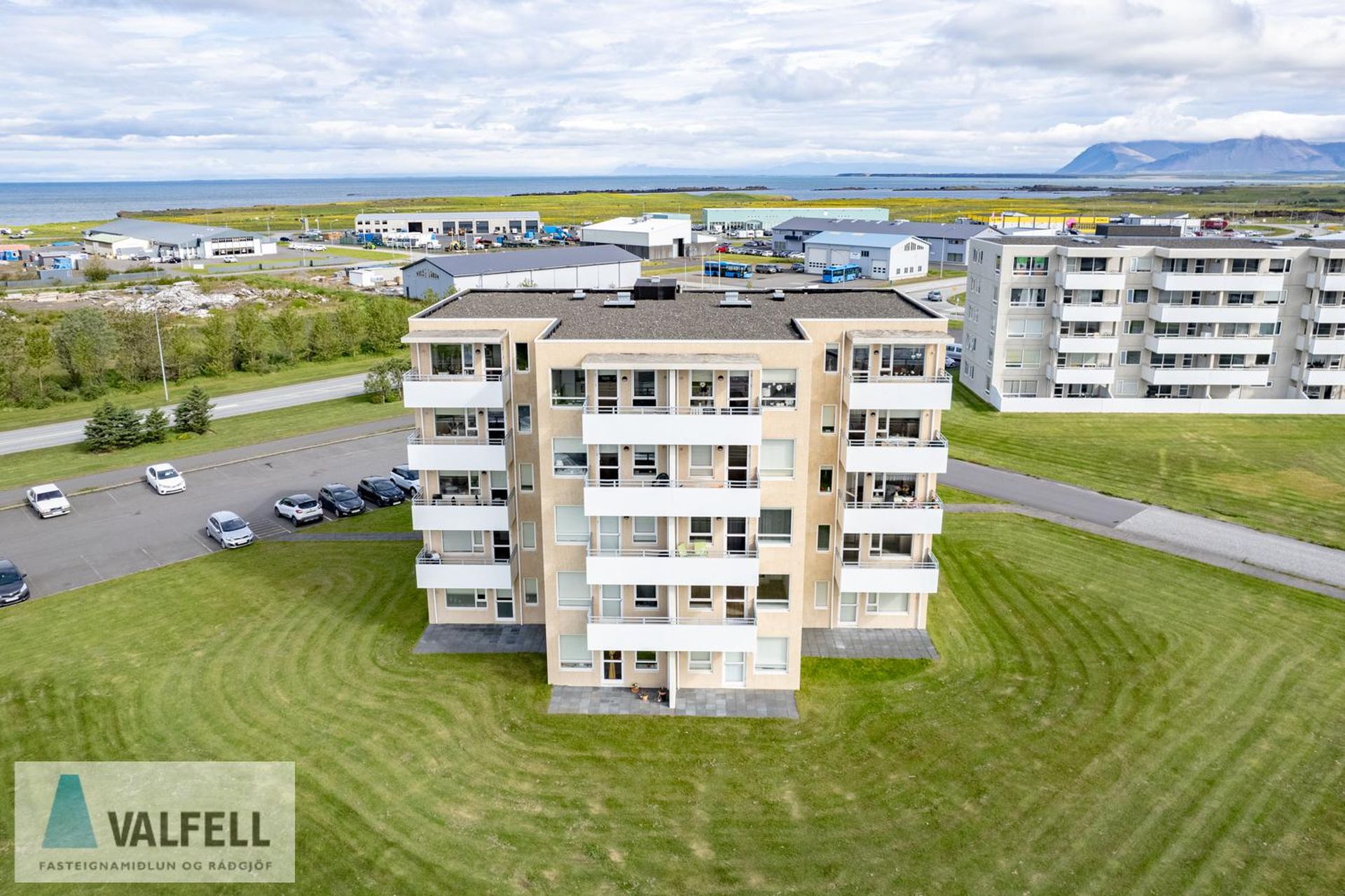 Holtsflöt 9, 300 Akranes