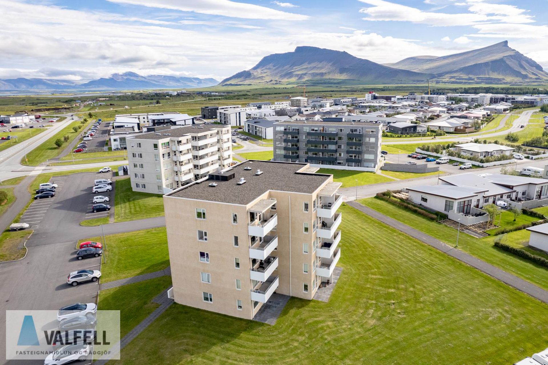 Holtsflöt 9, 300 Akranes