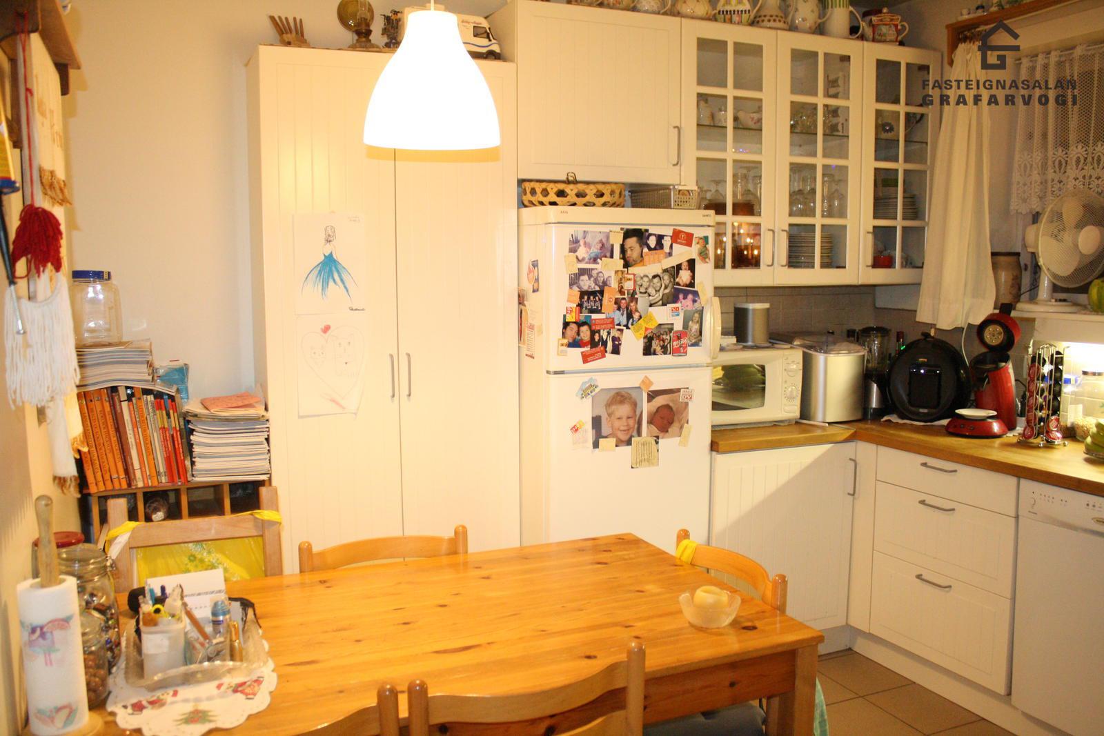 Langahlíð 9, 105 Reykjavík