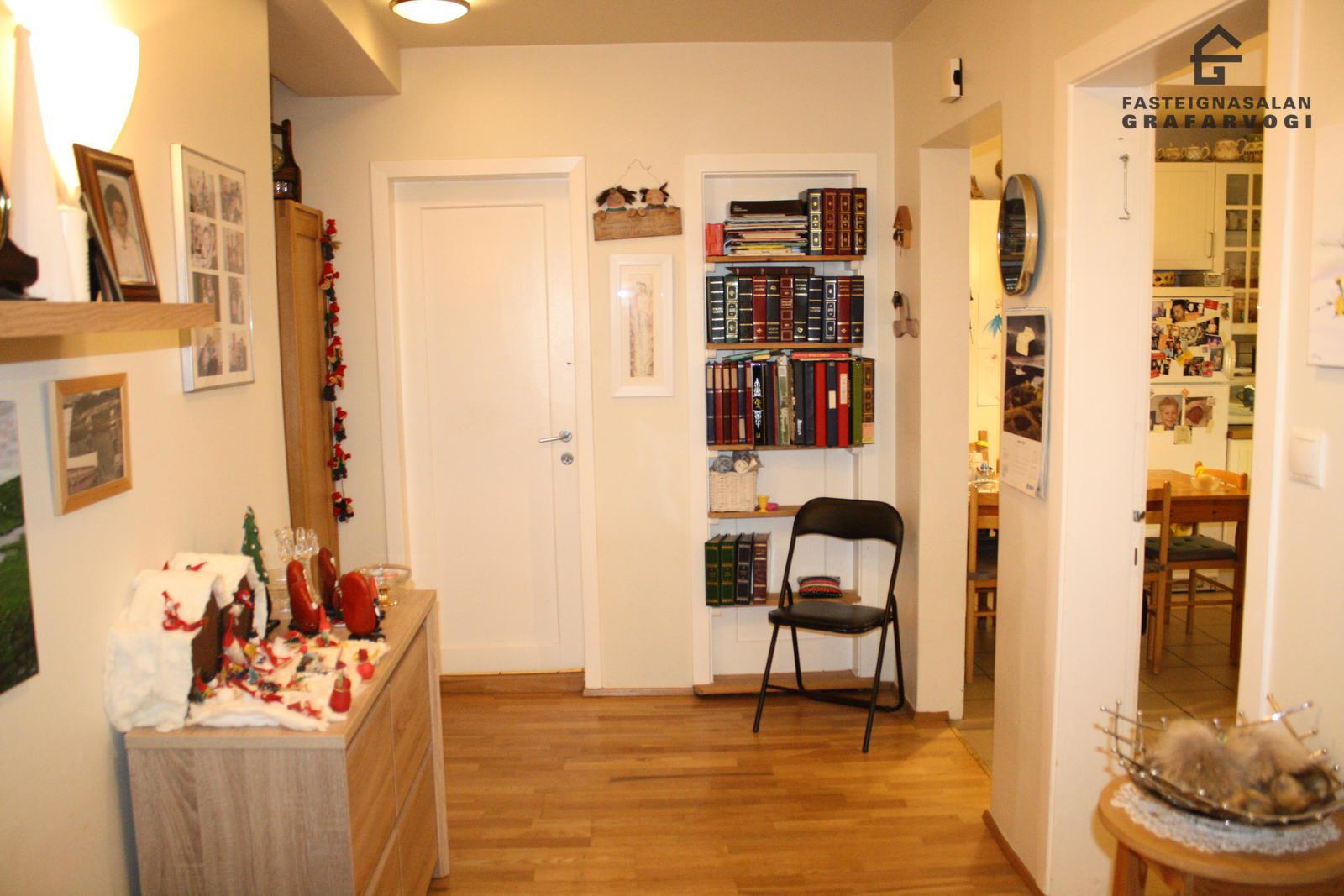 Langahlíð 9, 105 Reykjavík