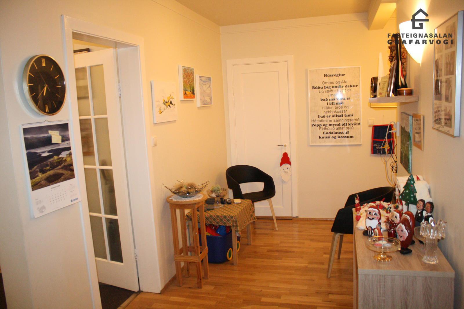 Langahlíð 9, 105 Reykjavík