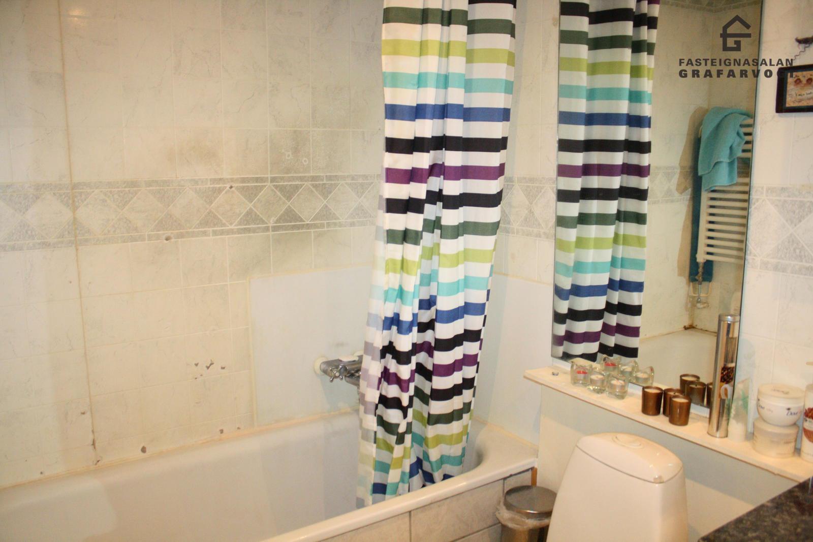 Langahlíð 9, 105 Reykjavík