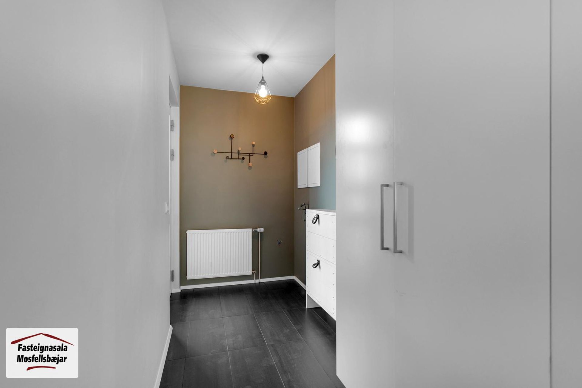 Gerplustræti 8, 270 Mosfellsbær