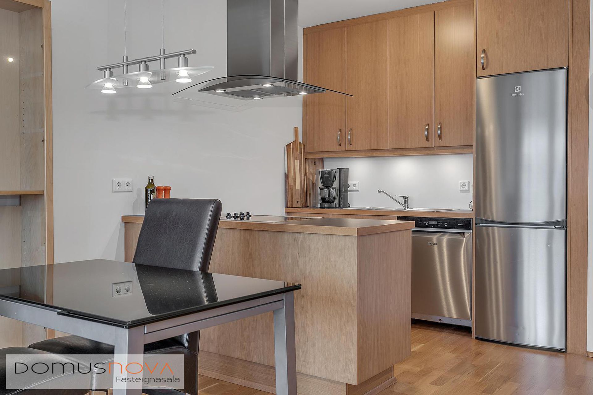 Lækjargata 28, 220 Hafnarfjörður