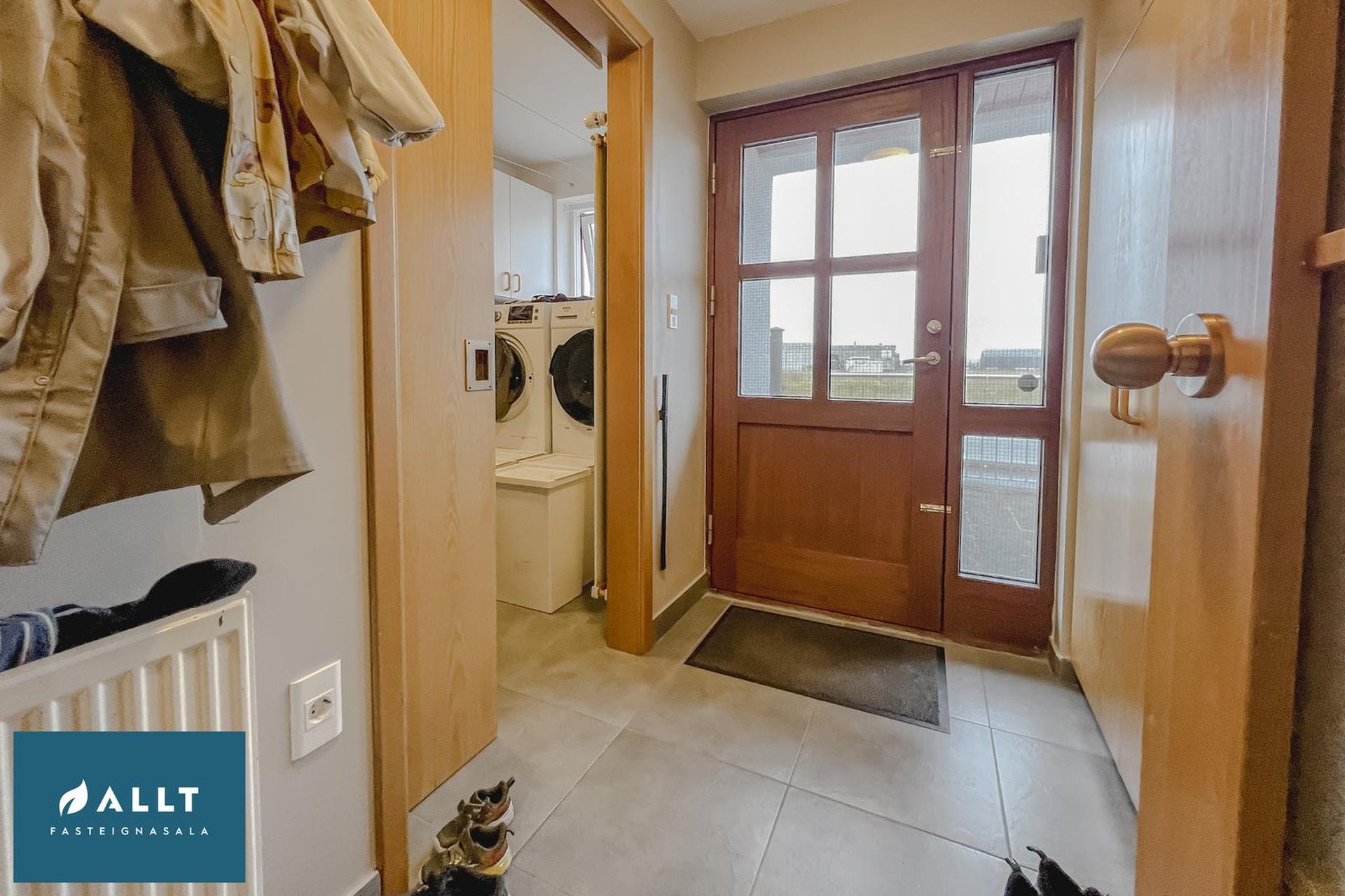 Breiðbraut 672, 262 Reykjanesbær