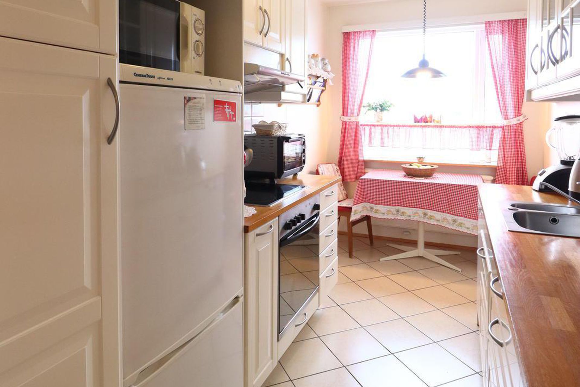 Skarðshlíð 2, 603 Akureyri