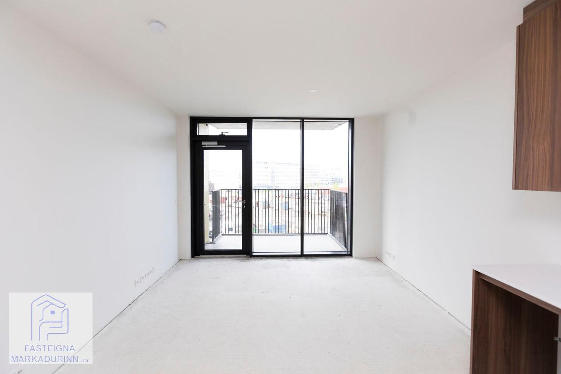 Hallgerðargata 9, 105 Reykjavík