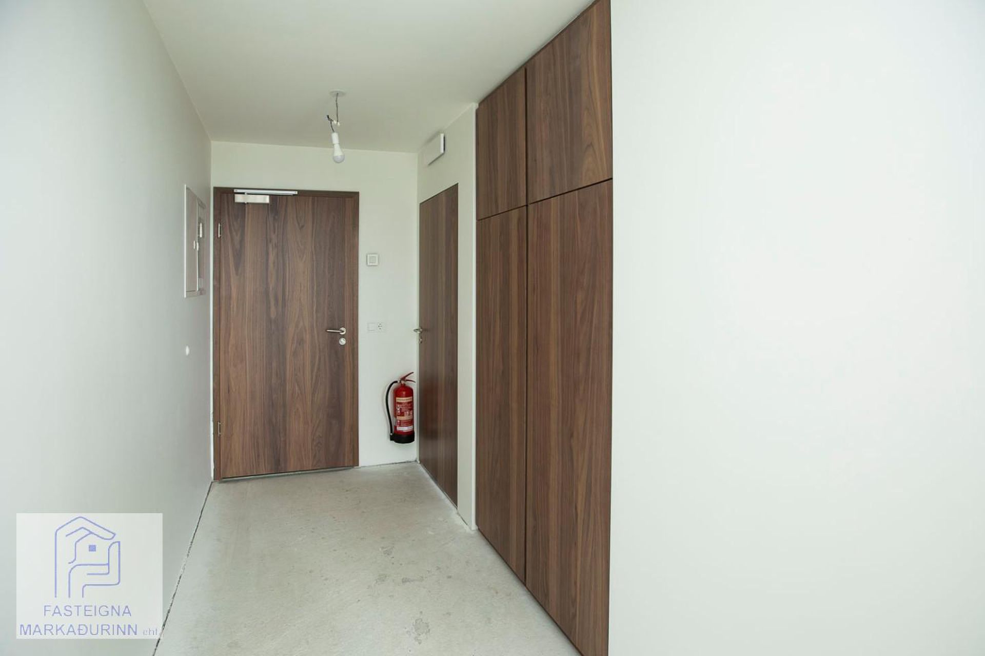 Hallgerðargata 9, 105 Reykjavík