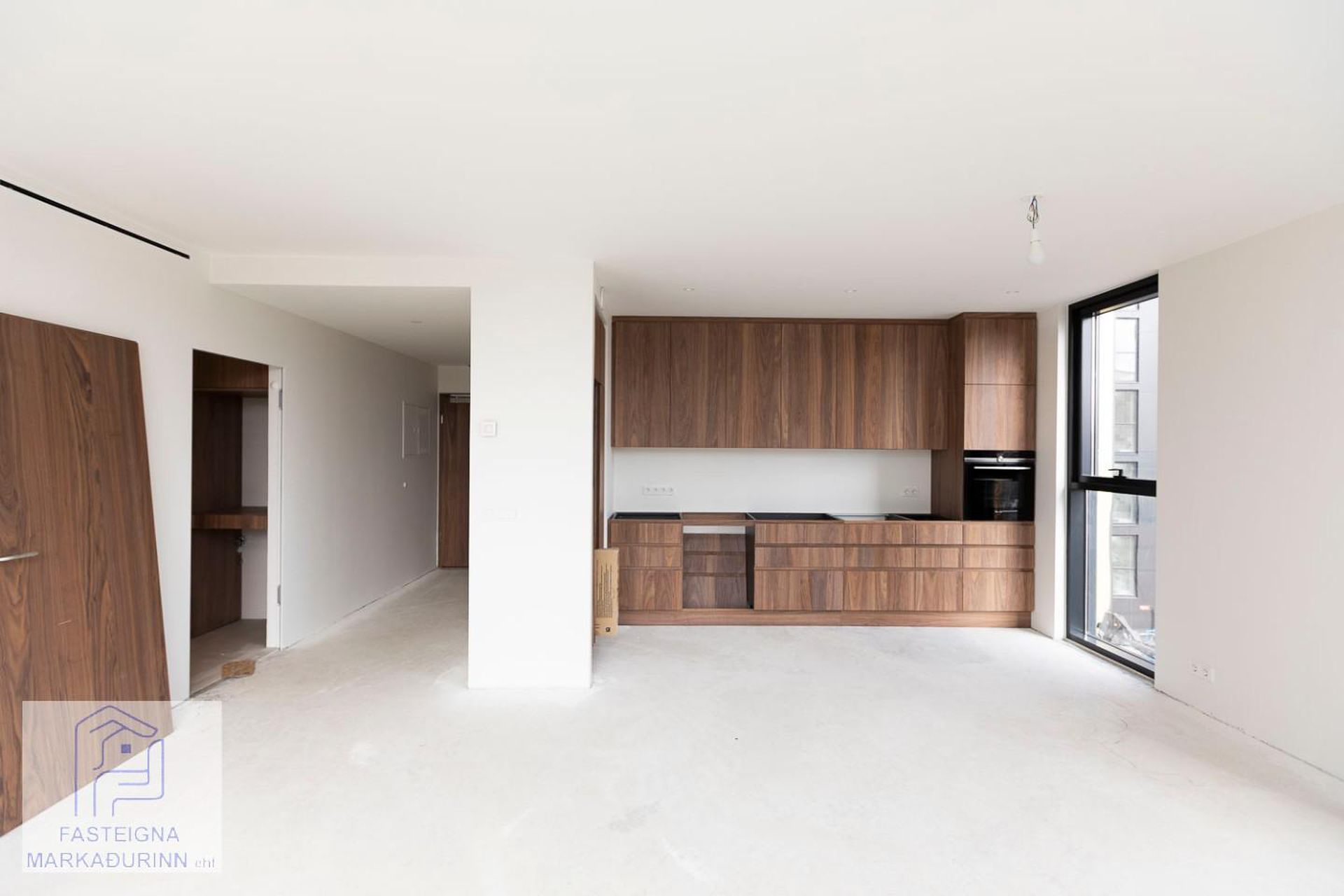 Hallgerðargata 9, 105 Reykjavík