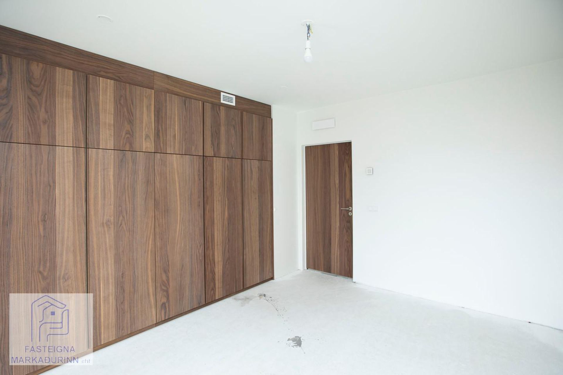 Hallgerðargata 9, 105 Reykjavík