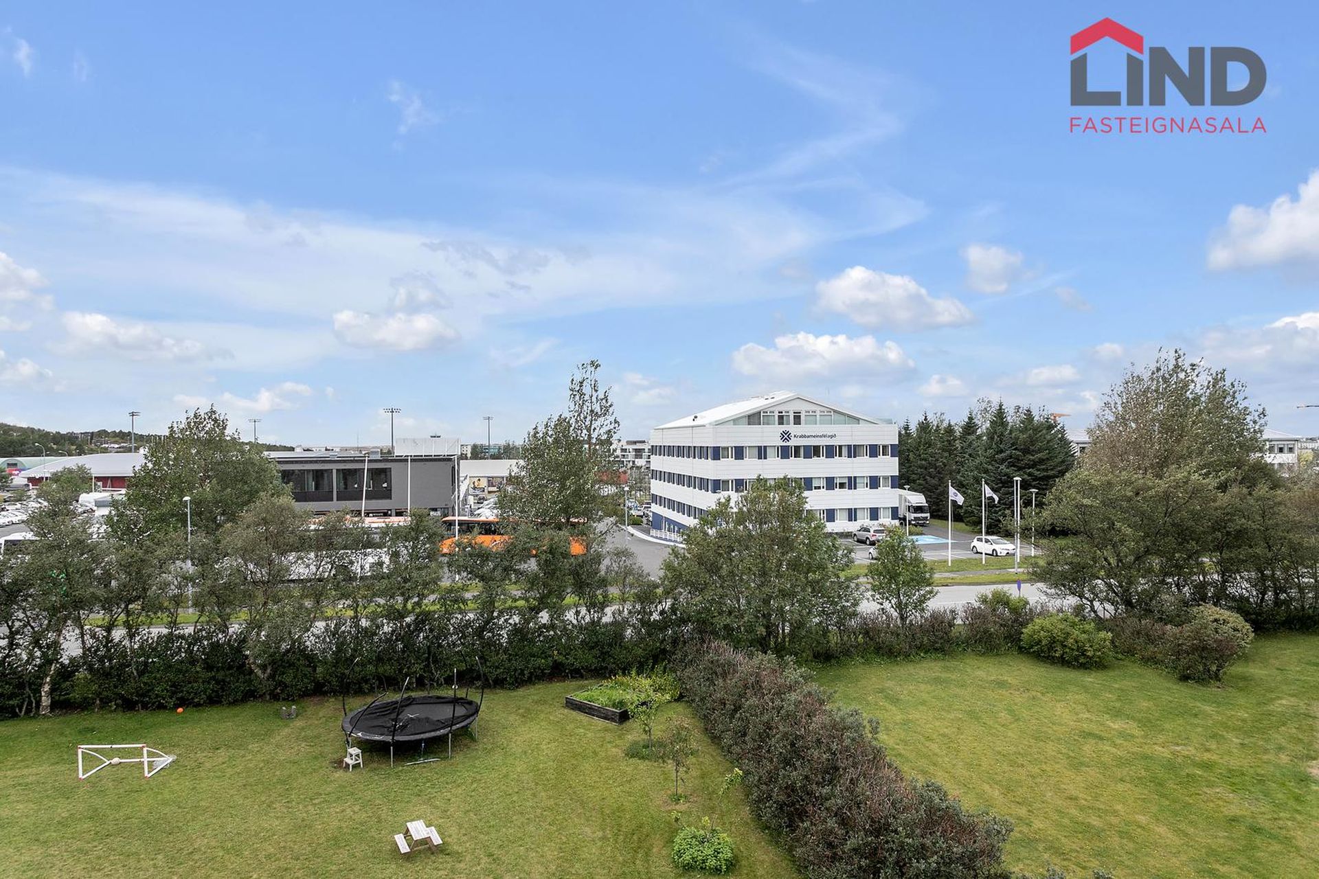 Eskihlíð 10, 105 Reykjavík