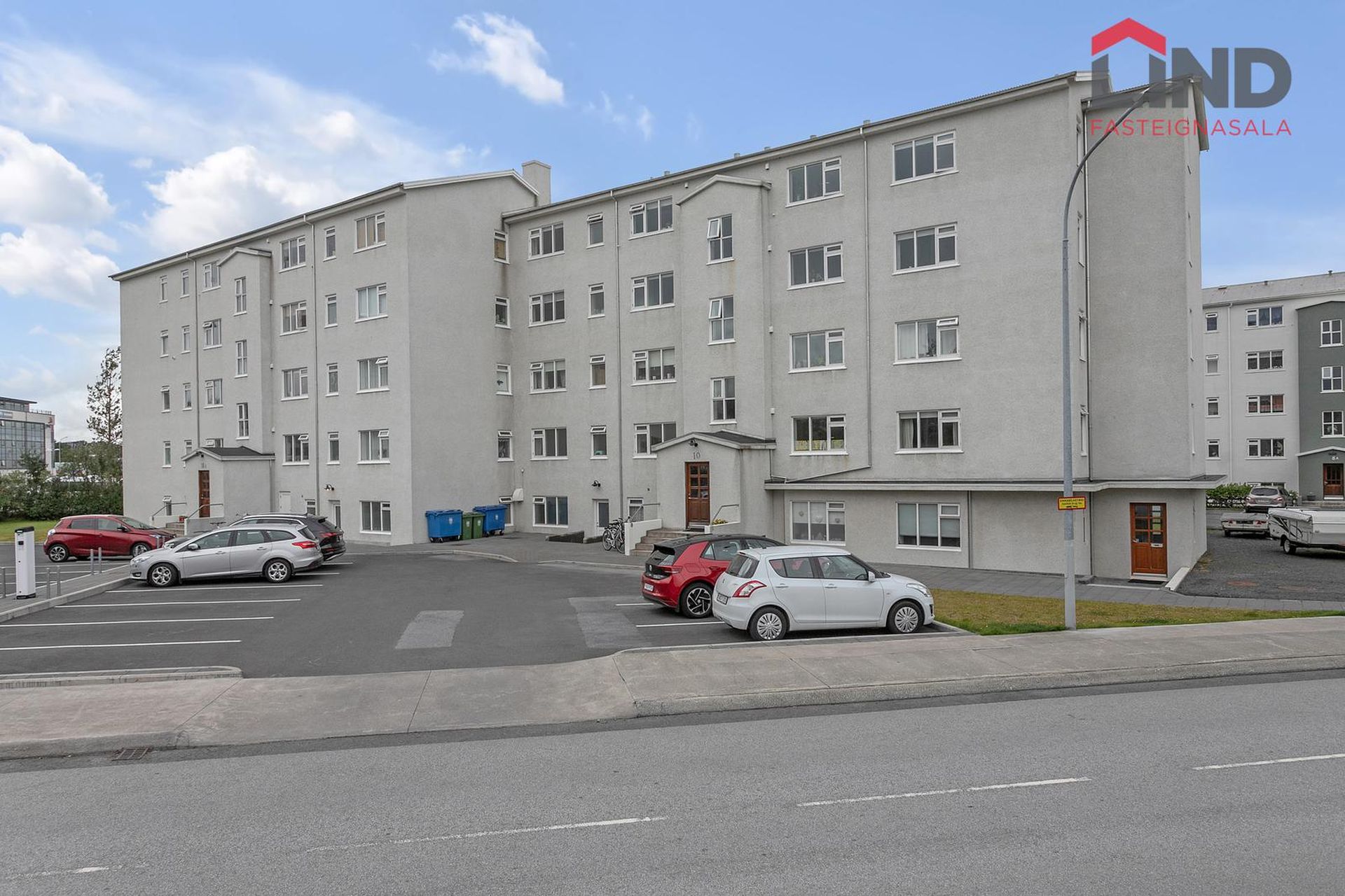 Eskihlíð 10, 105 Reykjavík