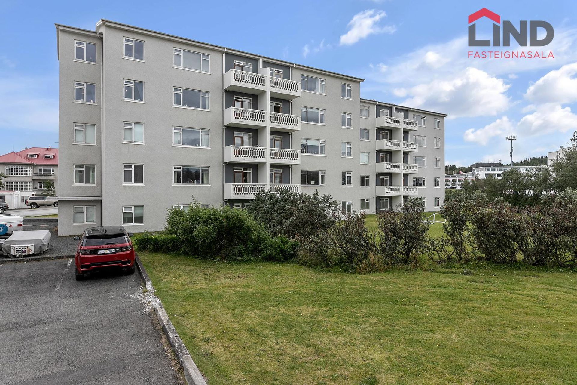 Eskihlíð 10, 105 Reykjavík