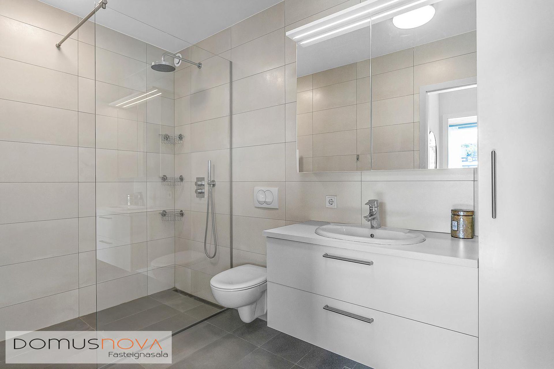 Naustavör 7, 200 Kópavogur