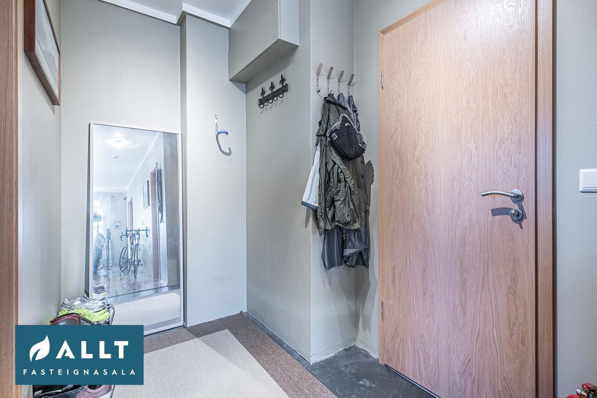 Háaleitisbraut 30, 108 Reykjavík