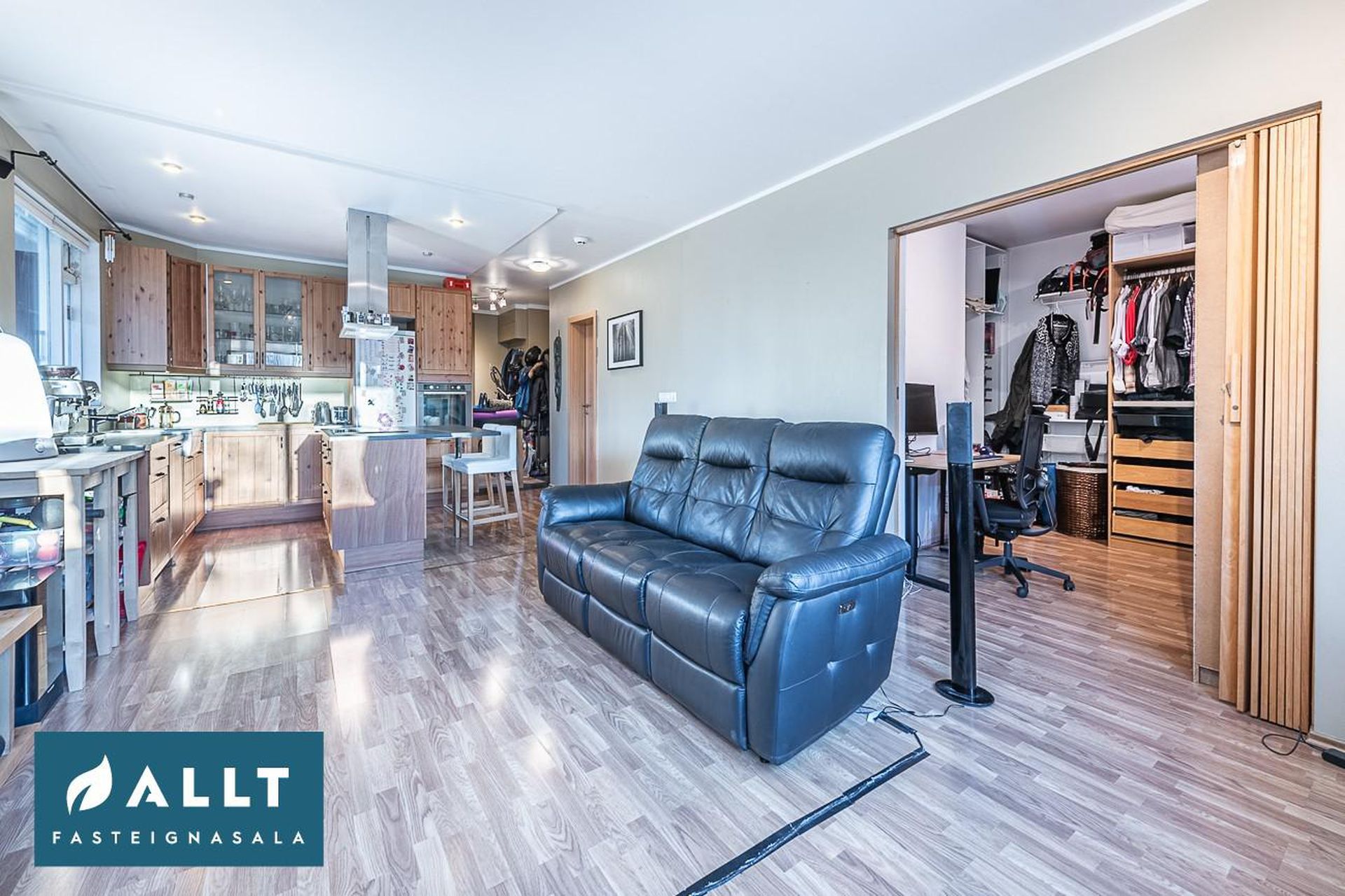 Háaleitisbraut 30, 108 Reykjavík