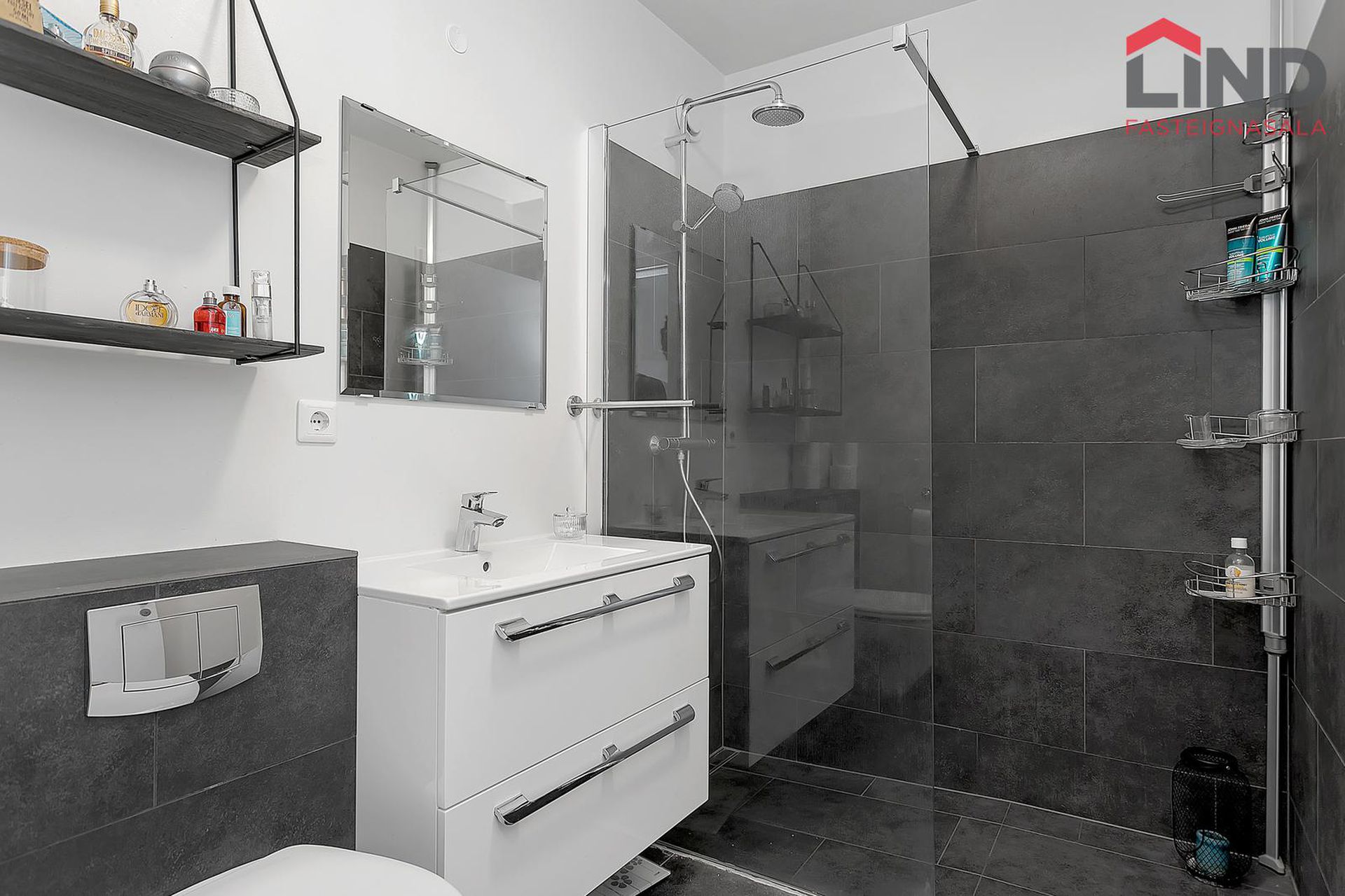 Reyrengi 1, 112 Reykjavík