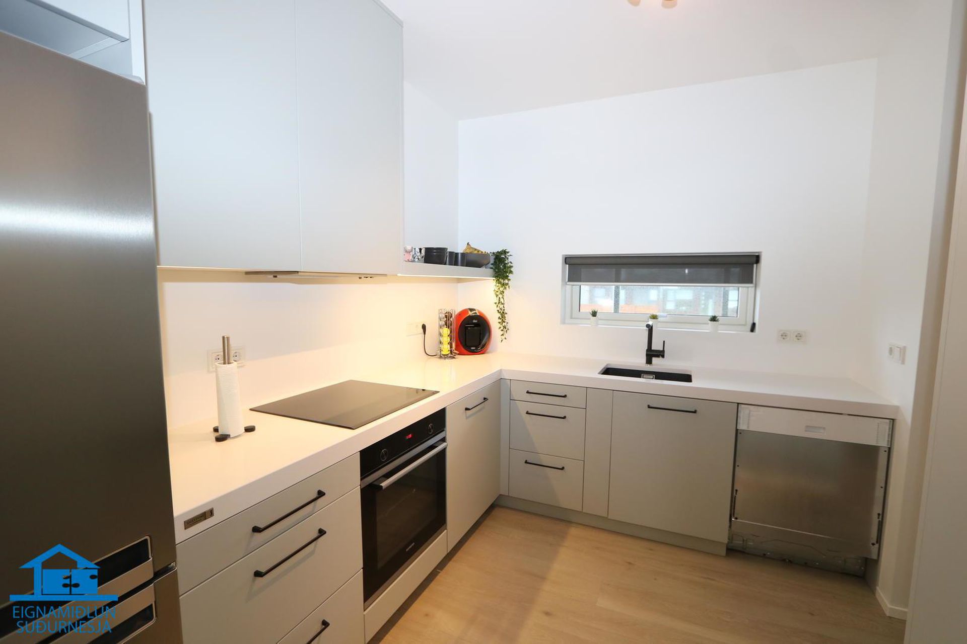 Dalsbraut 34, 260 Reykjanesbær