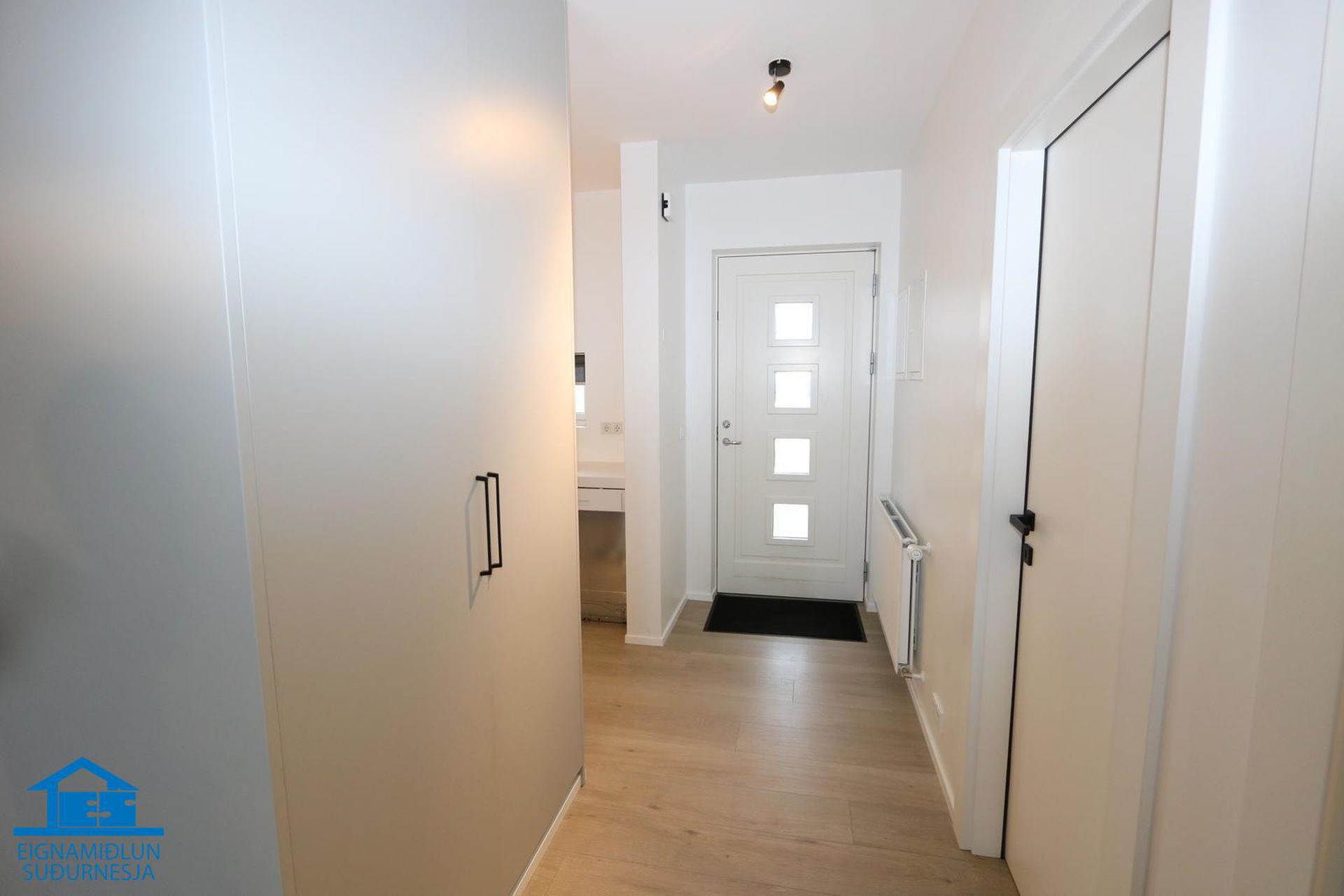 Dalsbraut 34, 260 Reykjanesbær
