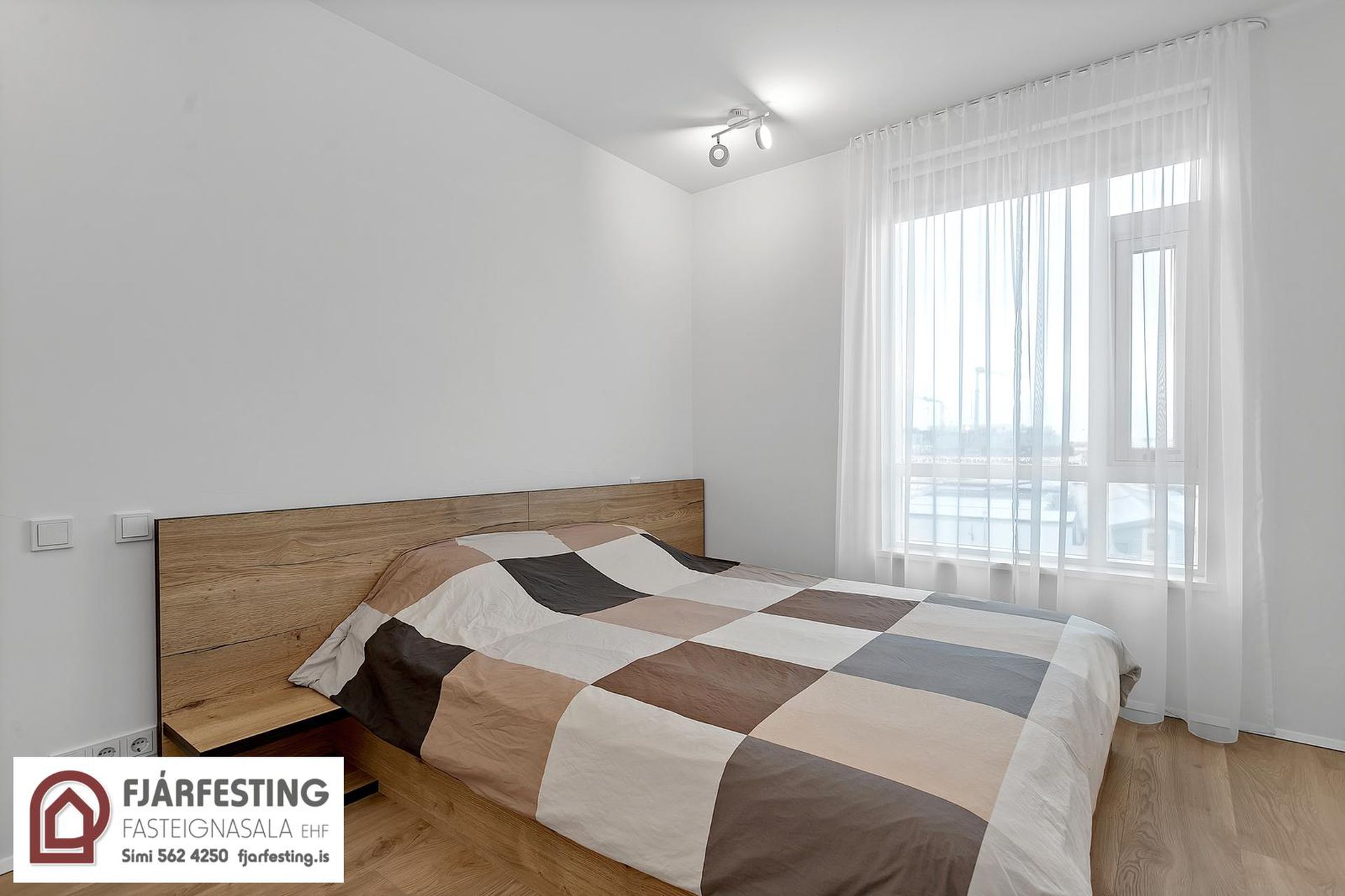 Naustavör 11, 200 Kópavogur