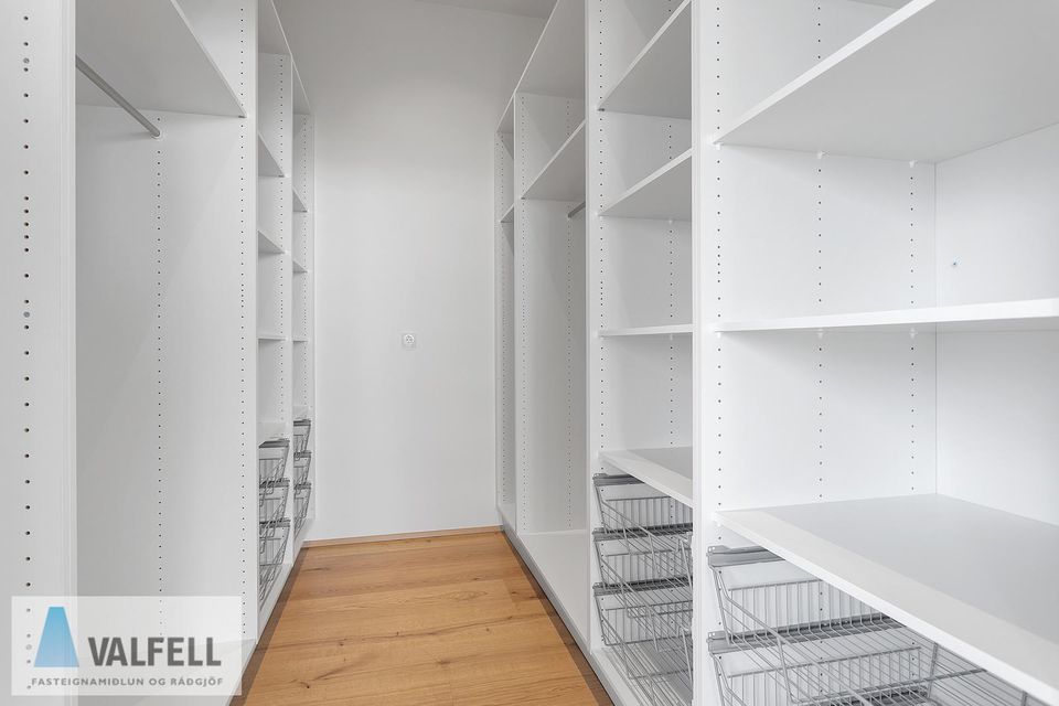 Stillholt 21, 300 Akranes