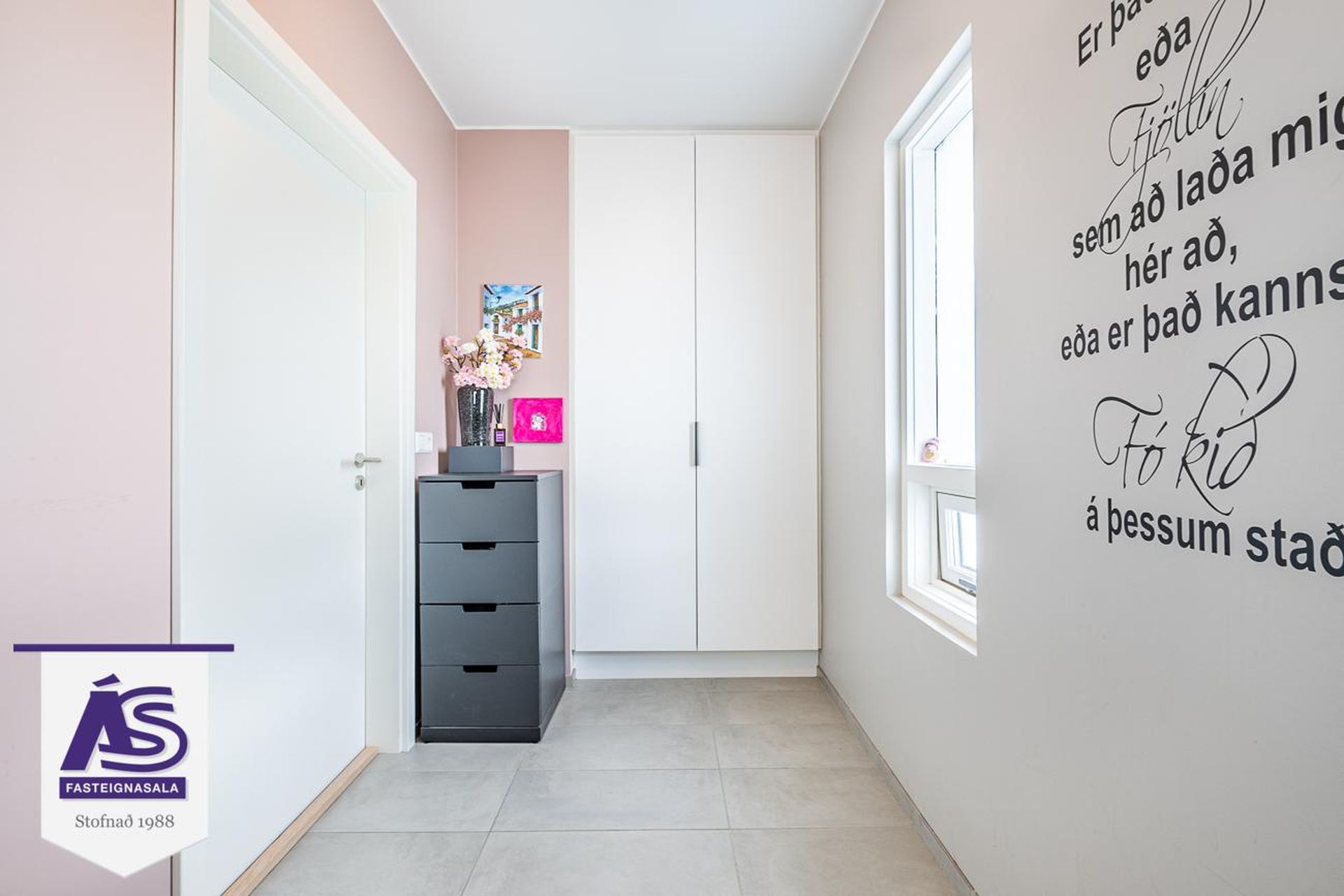 Skyggnisholt 4 - 0103, 190 Sveitarfélagið Vogar