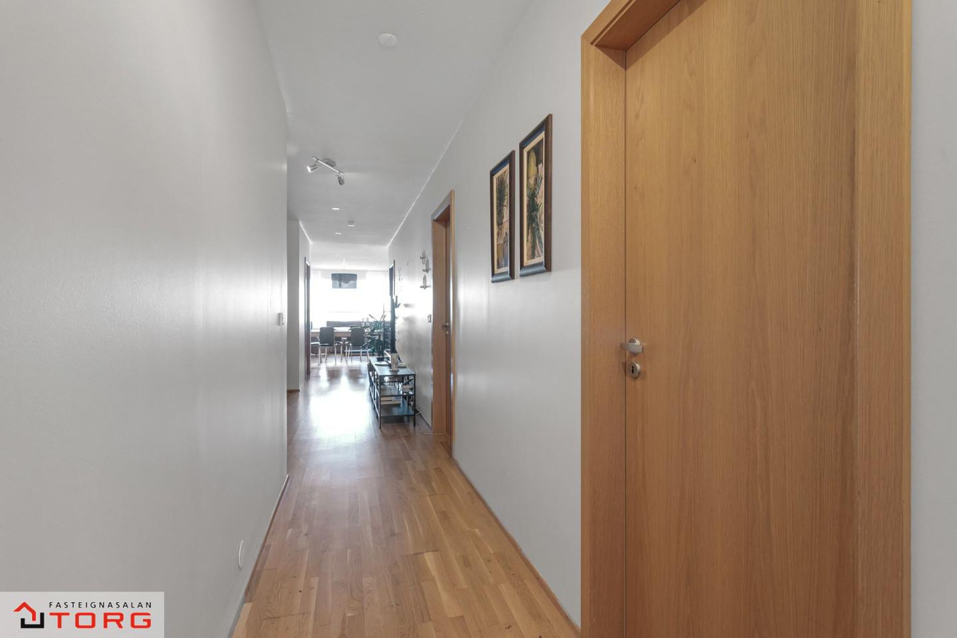 Ásakór 1, 203 Kópavogur