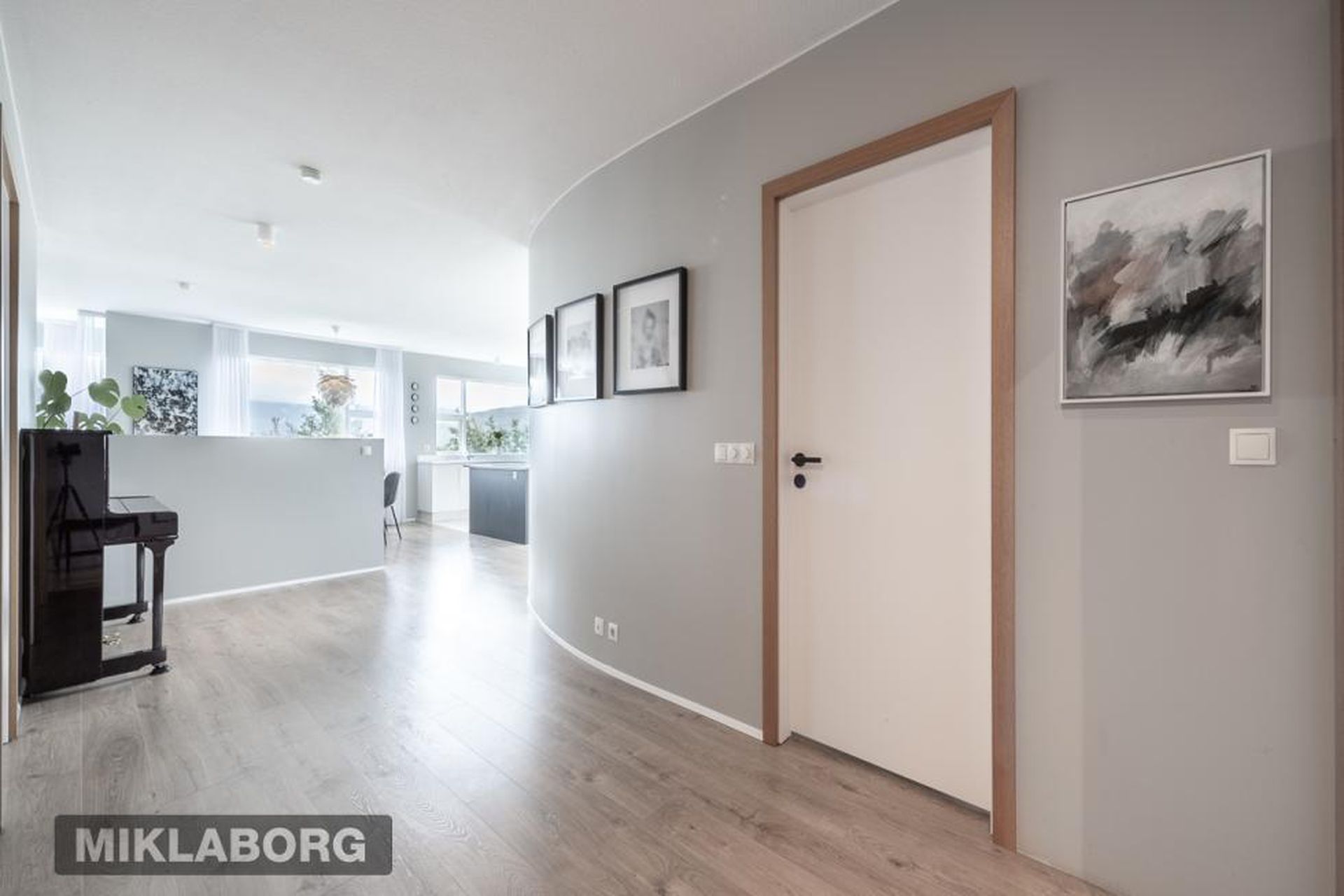 Kristnibraut 87, 113 Reykjavík