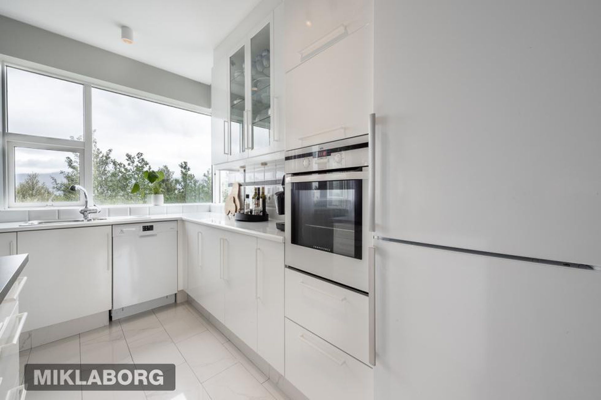 Kristnibraut 87, 113 Reykjavík