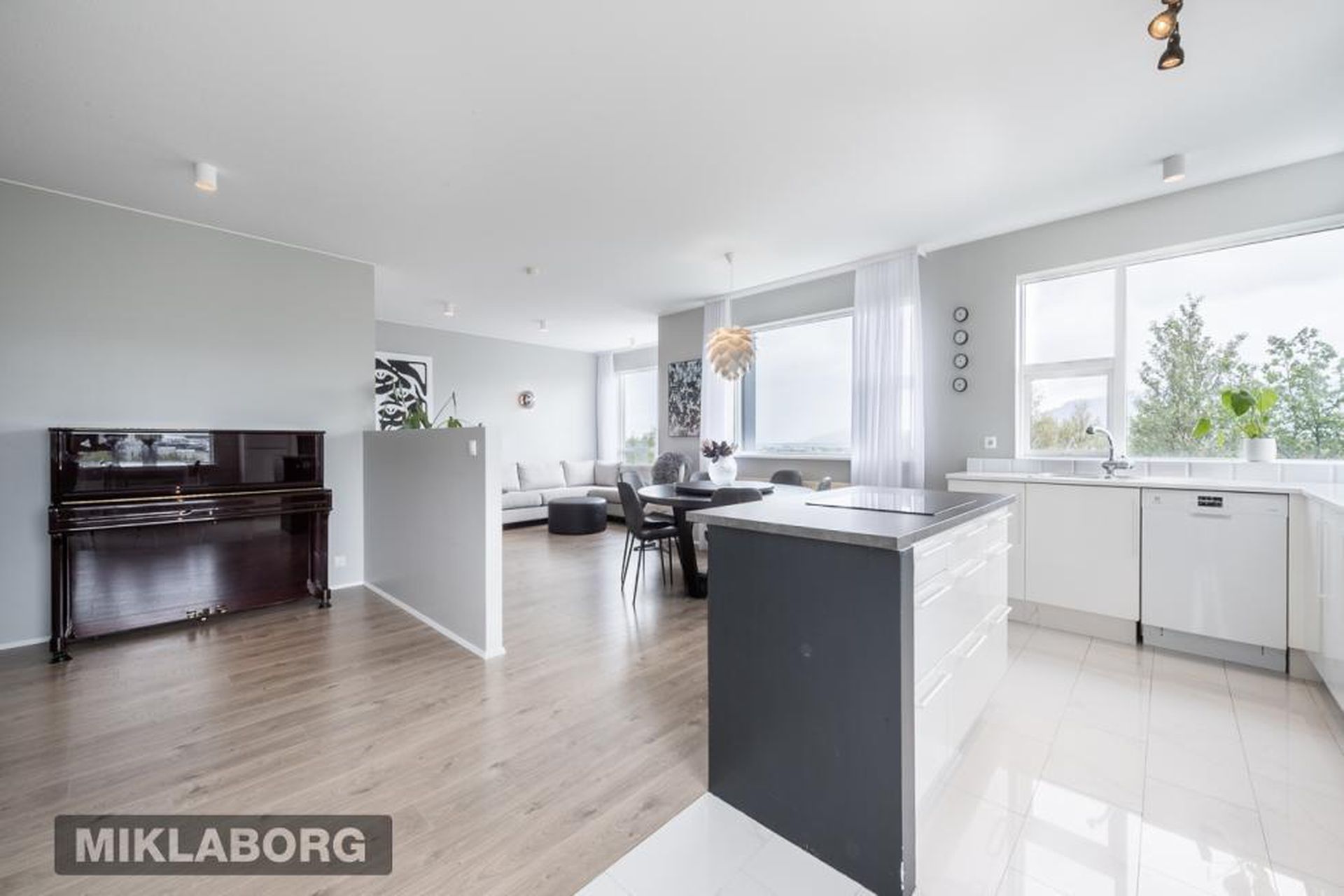 Kristnibraut 87, 113 Reykjavík