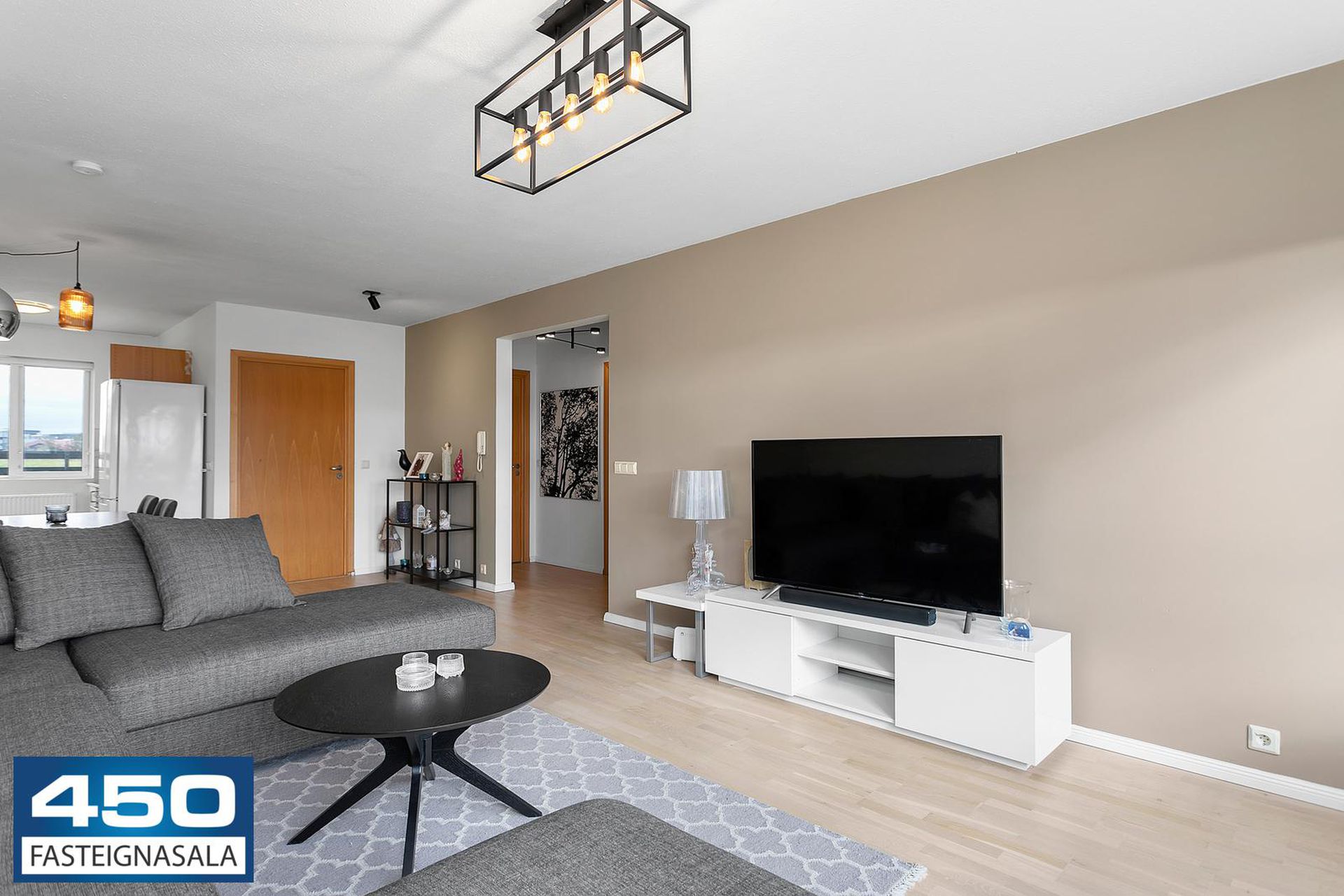 Laufrimi 1, 112 Reykjavík