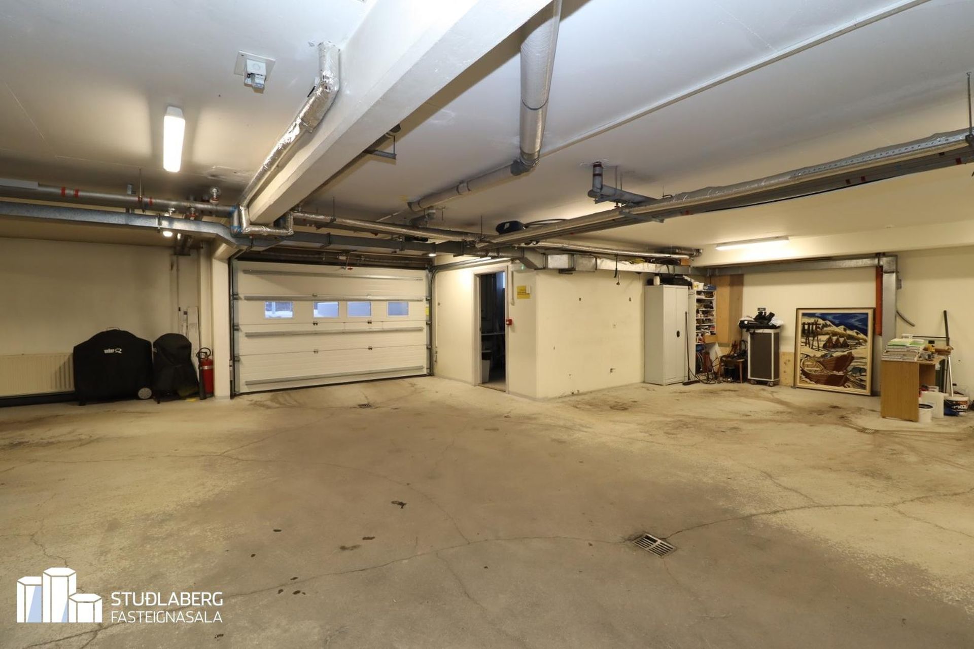 Kirkjuvegur 1, 230 Reykjanesbær