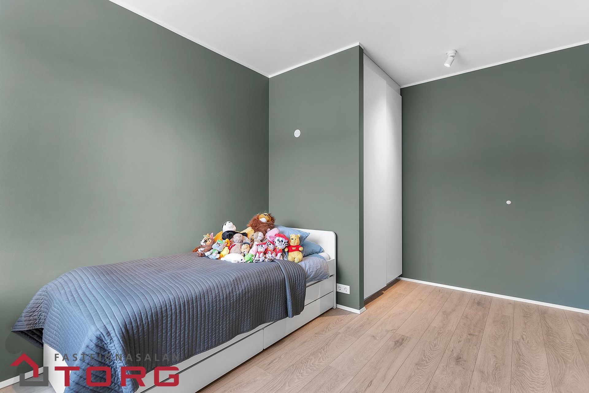 Vinastræti 8 - 0105, 210 Garðabær