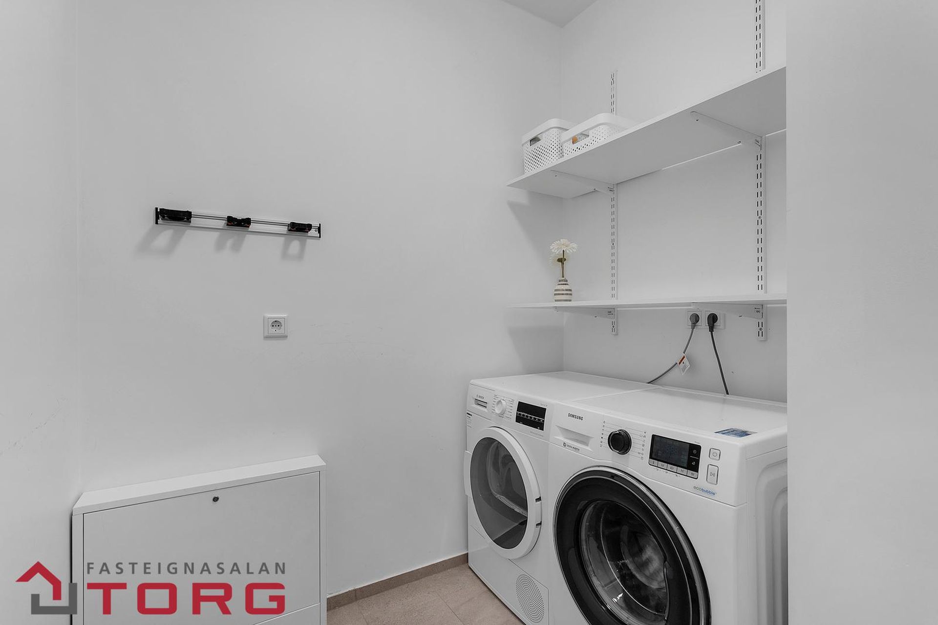 Vinastræti 8 - 0105, 210 Garðabær