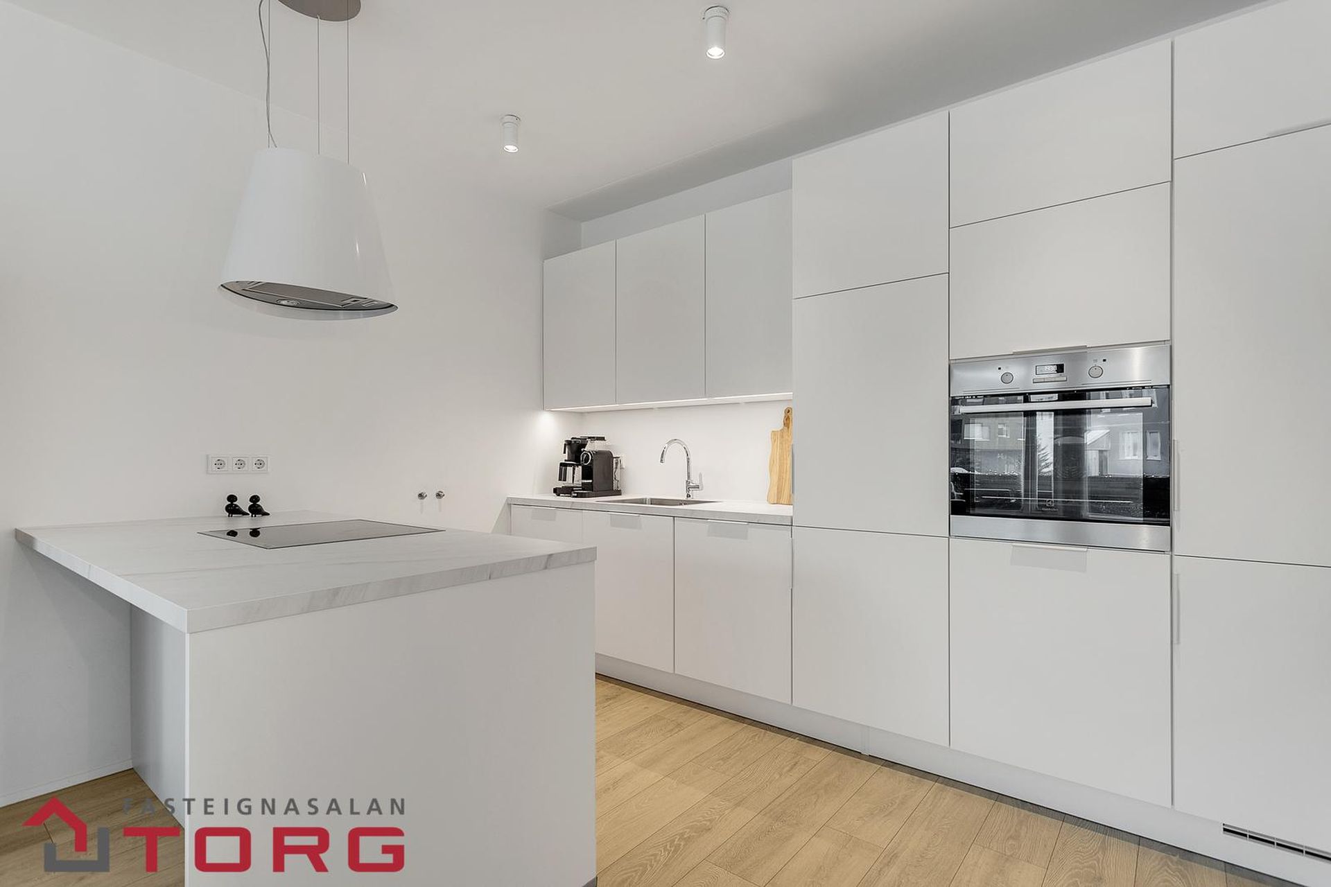 Vinastræti 8 - 0105, 210 Garðabær