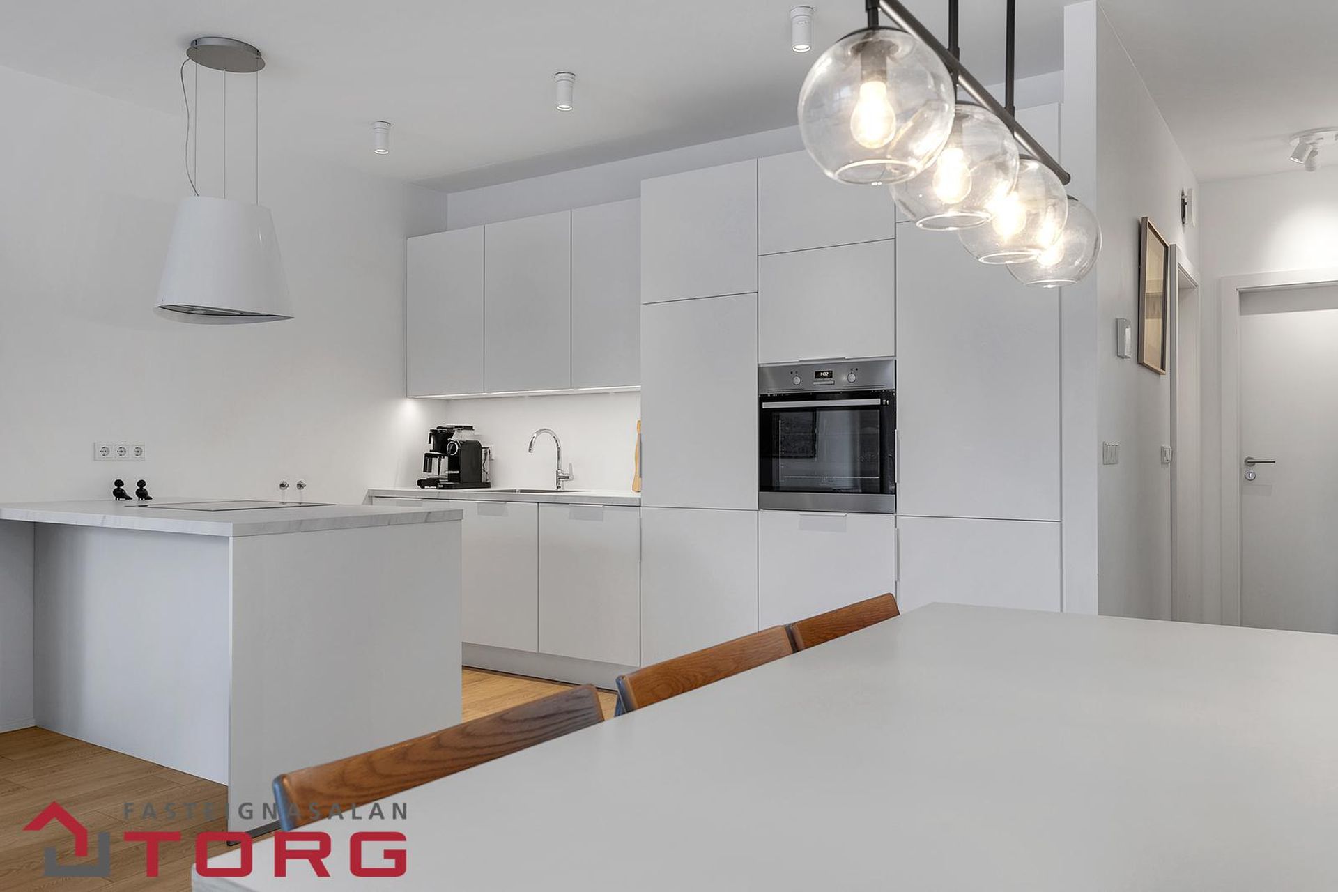 Vinastræti 8 - 0105, 210 Garðabær