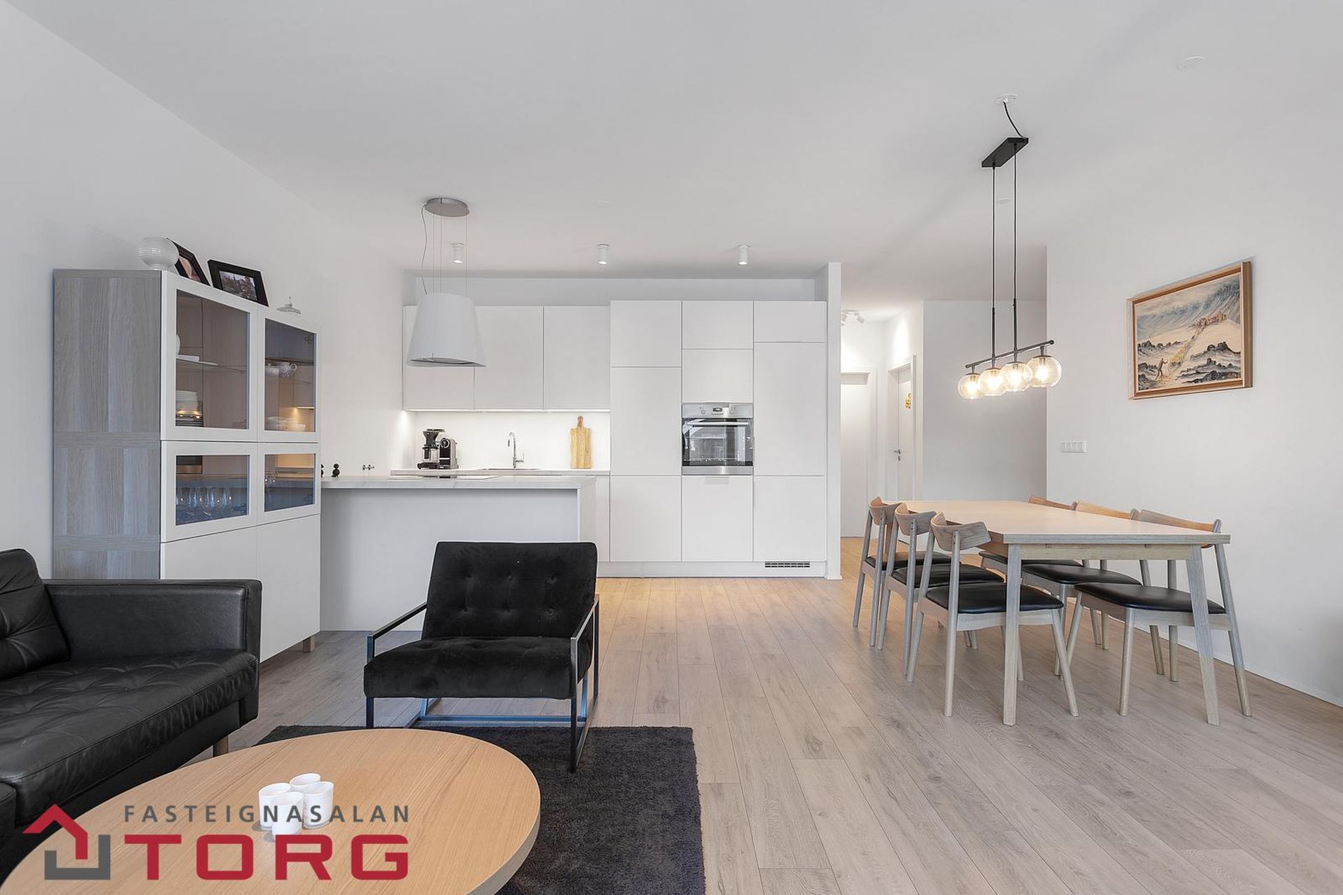 Vinastræti 8 - 0105, 210 Garðabær