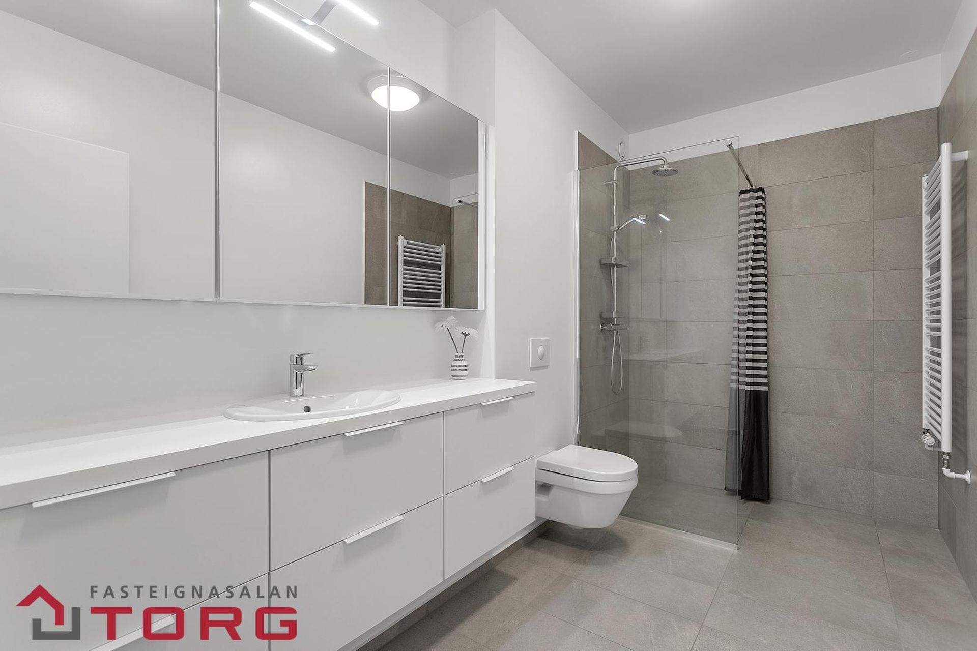 Vinastræti 8 - 0105, 210 Garðabær