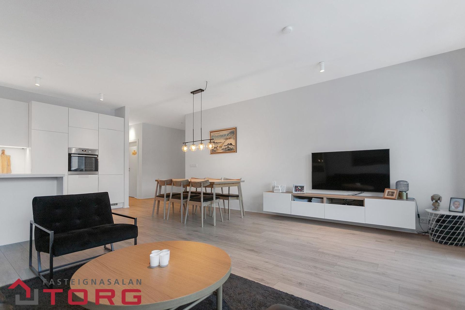 Vinastræti 8 - 0105, 210 Garðabær