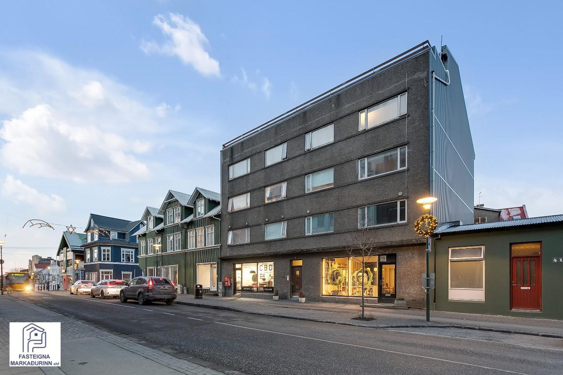 Hverfisgata 39, 101 Reykjavík