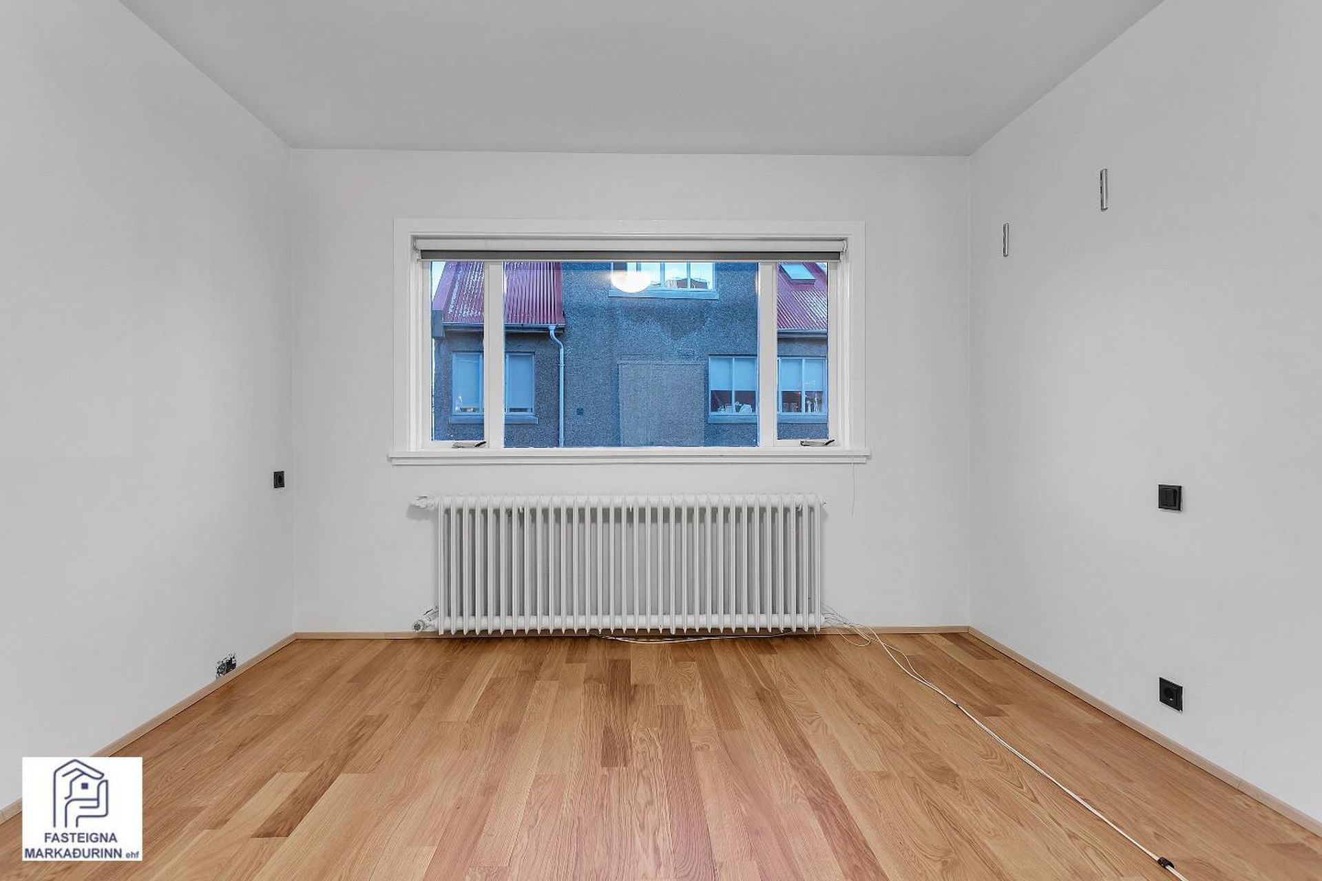 Hverfisgata 39, 101 Reykjavík