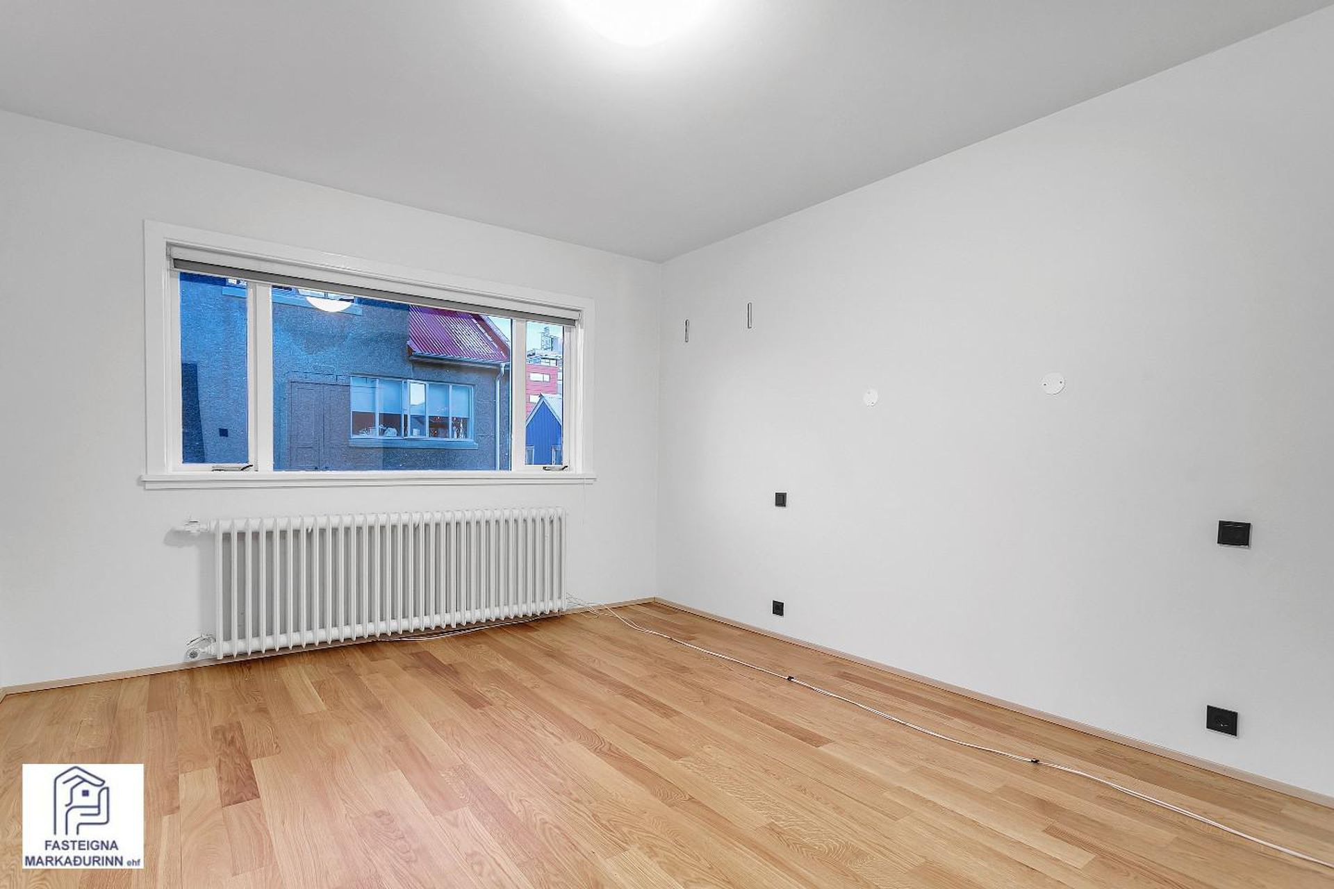 Hverfisgata 39, 101 Reykjavík