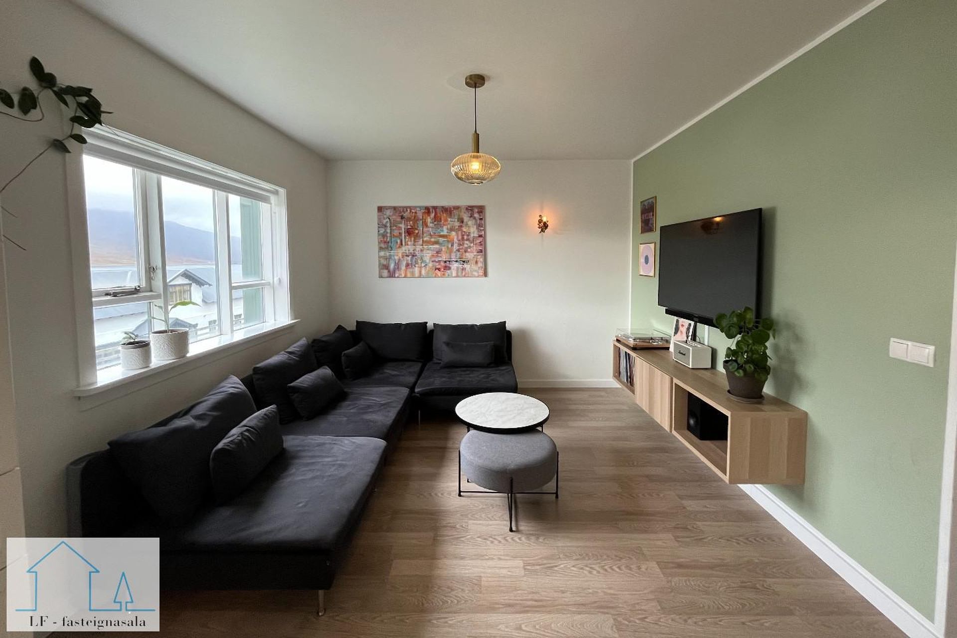 Miðstræti 24, 740 Fjarða